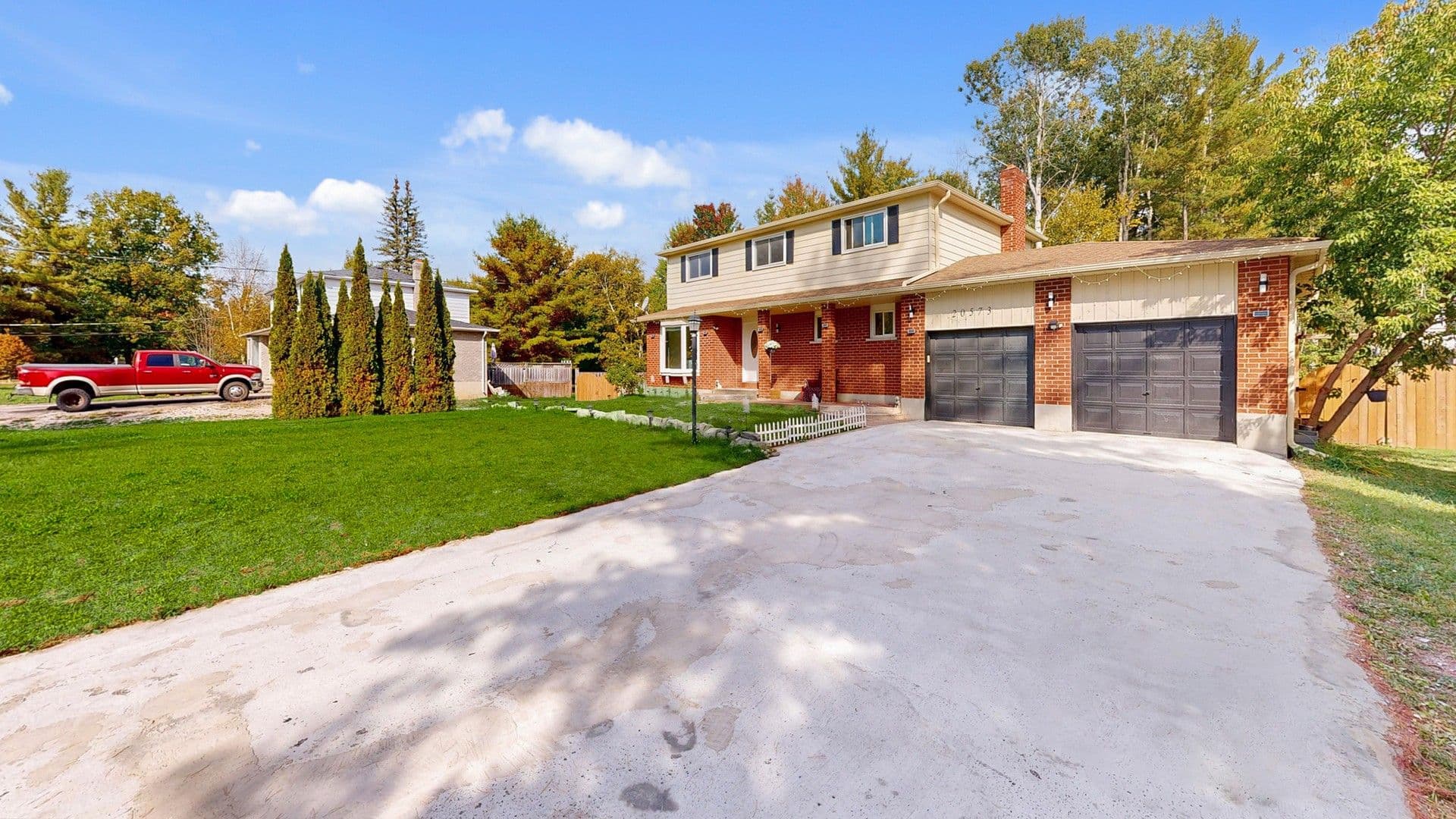 20573 Yonge Street, East Gwillimbury, ON L3Y 4V8