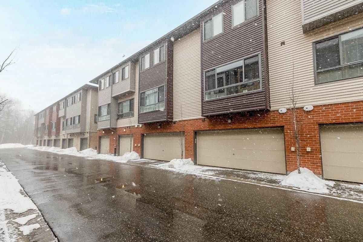 369 ESSA Road 45, Barrie, ON L4N 9C8