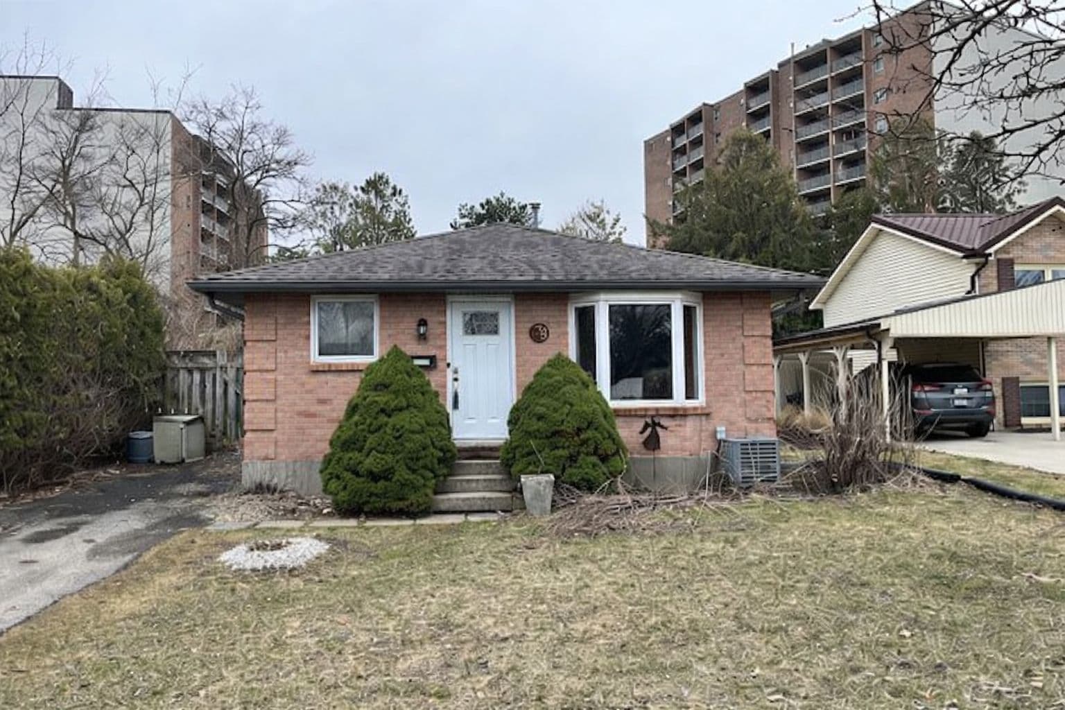 63 Dundee Court, London South, ON N6C 5E4