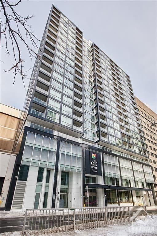 199 Slater Street #1601, Ottawa Centre, ON K1P 0C8