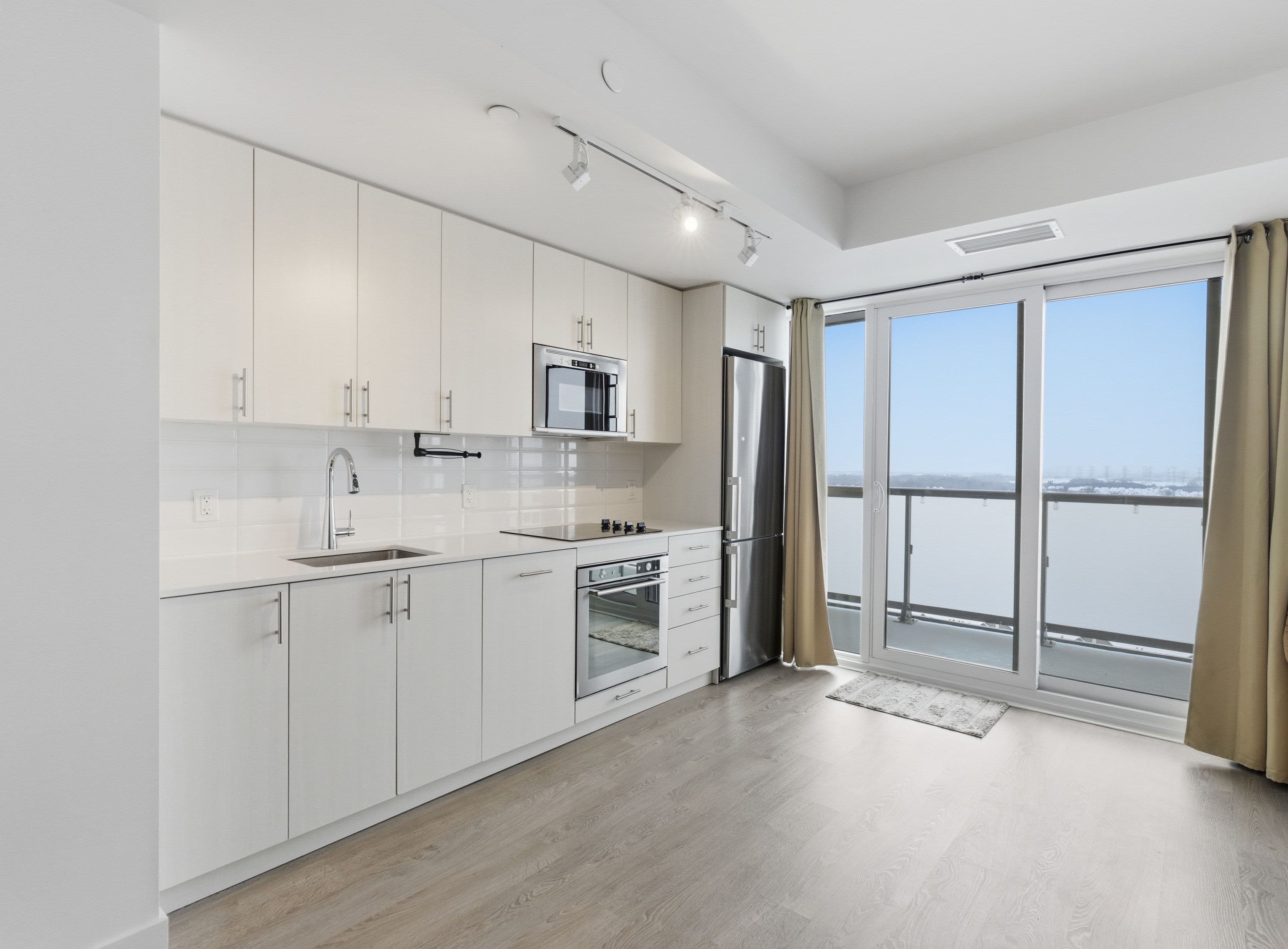 2550 Simcoe Street N 1121, Oshawa, ON L1R 0R5