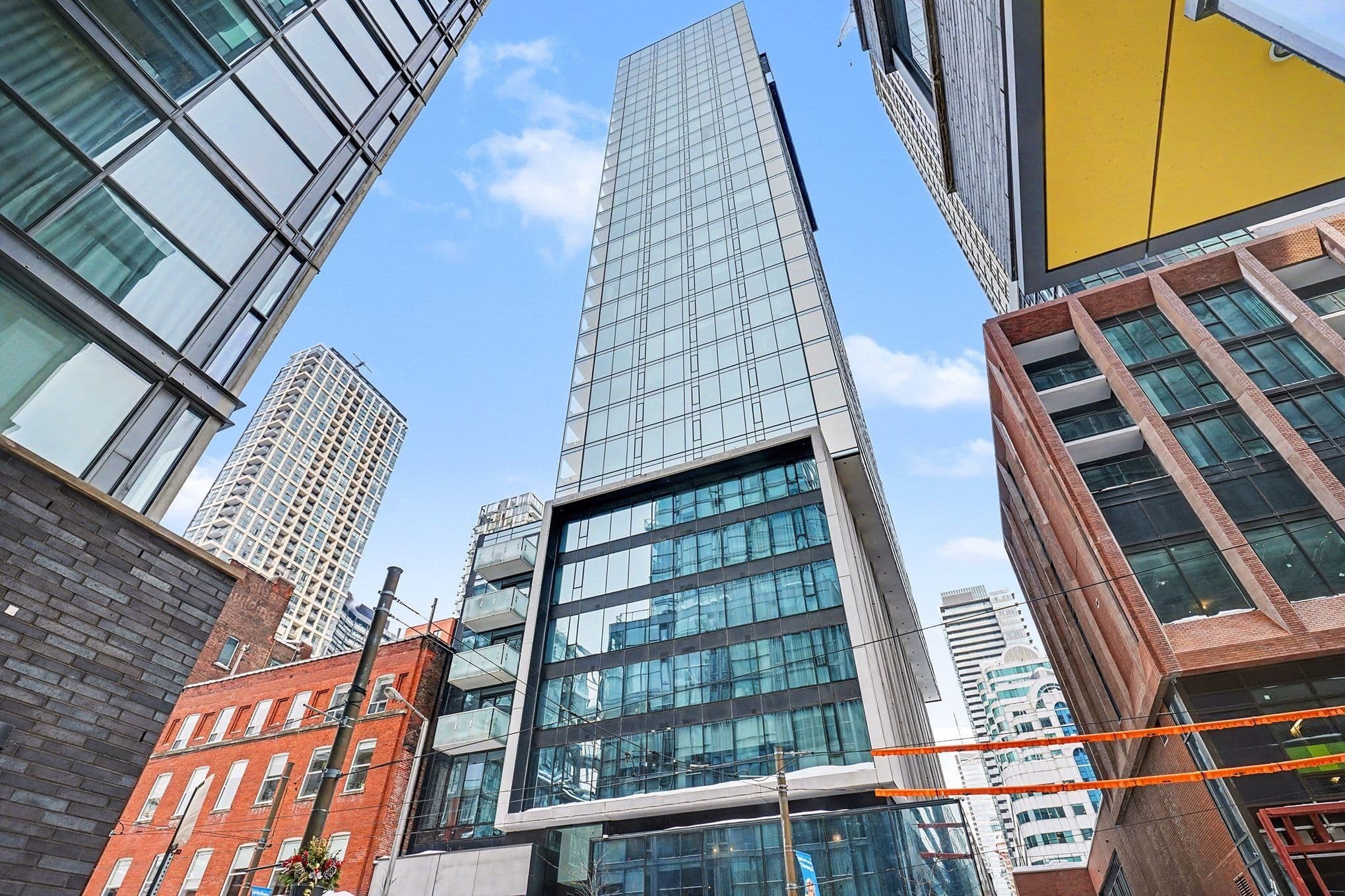 11 Charlotte Street 301, Toronto C01, ON M5V 0M6