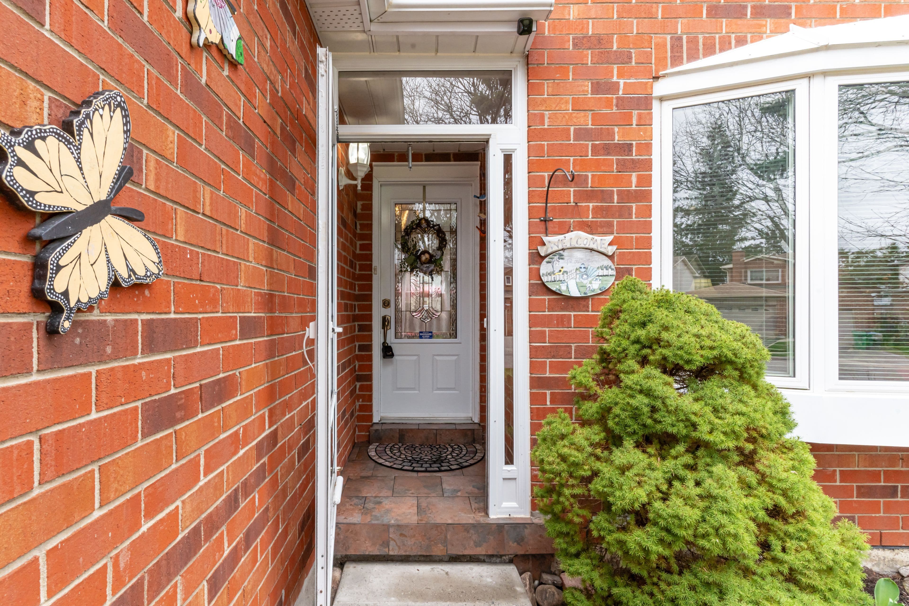 7 Oleander Crescent, Brampton, ON L6Z 2C1