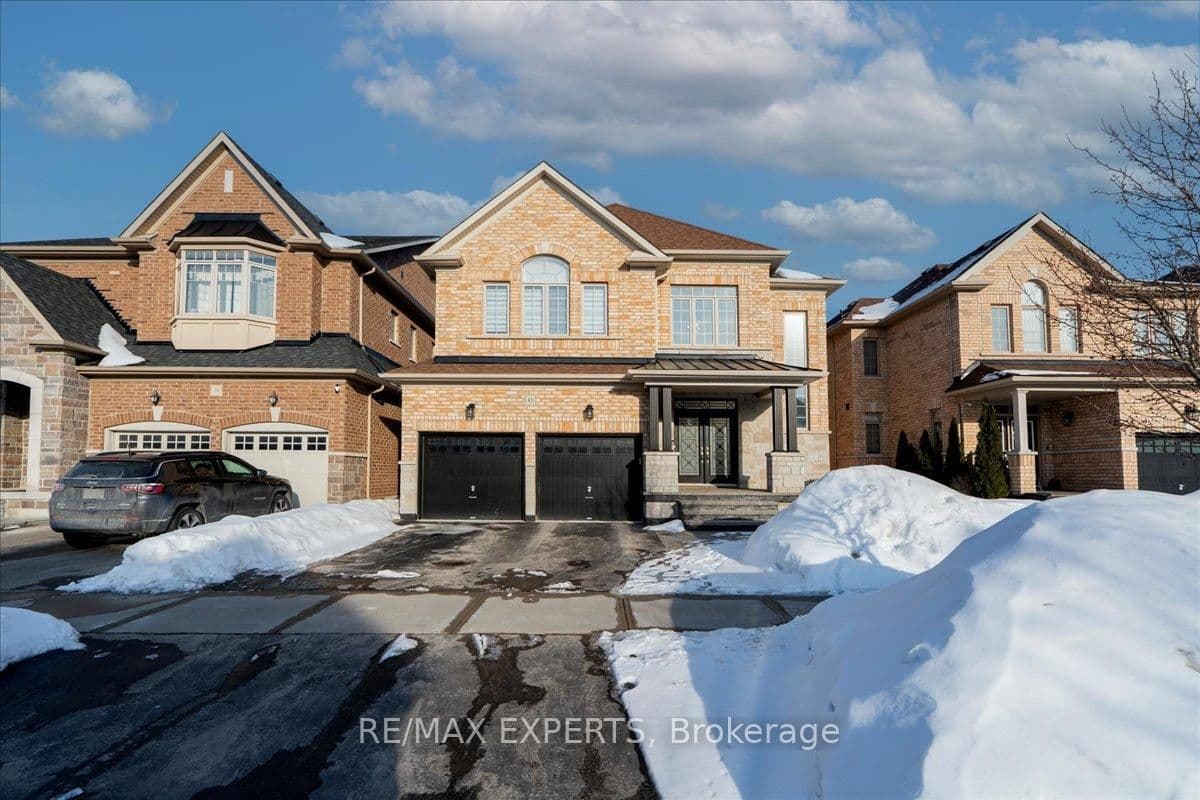 43 Lewis Avenue, Bradford West Gwillimbury, ON L3Z 0X2