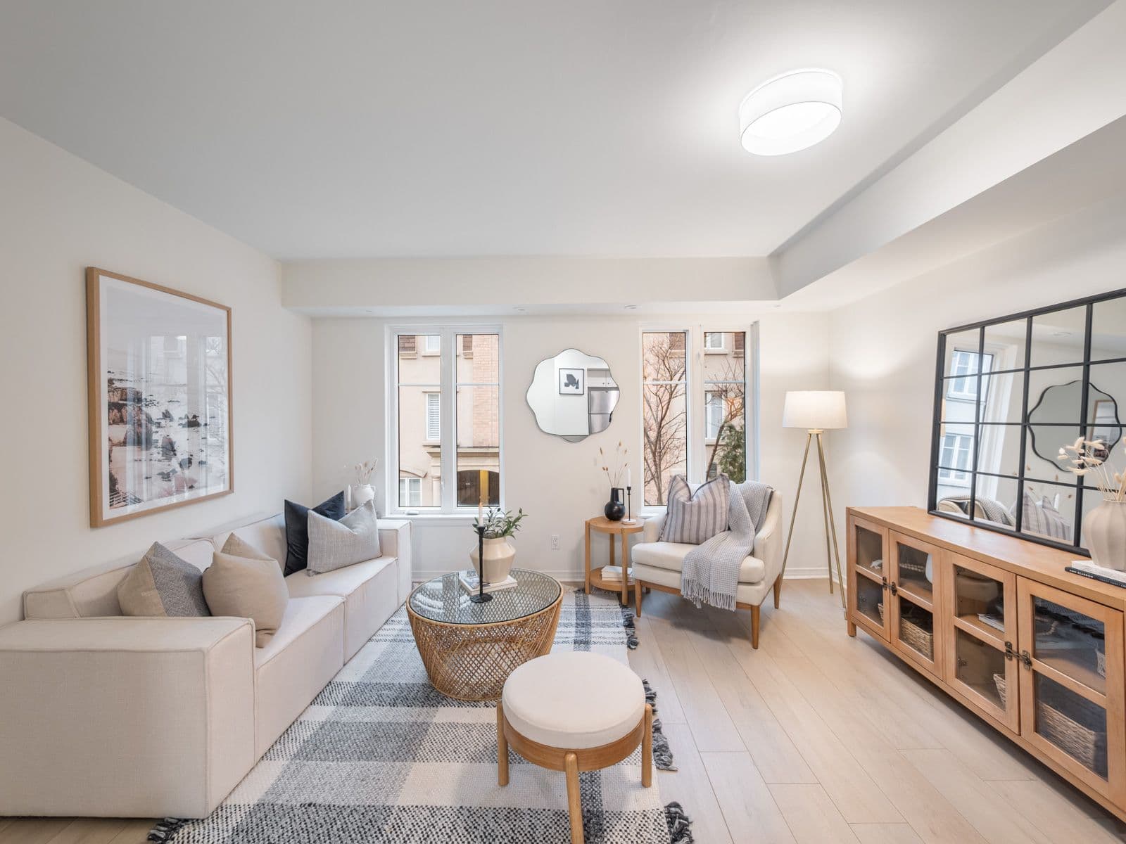 42 Western Battery Road 712, Toronto C01, ON M6K 3P1