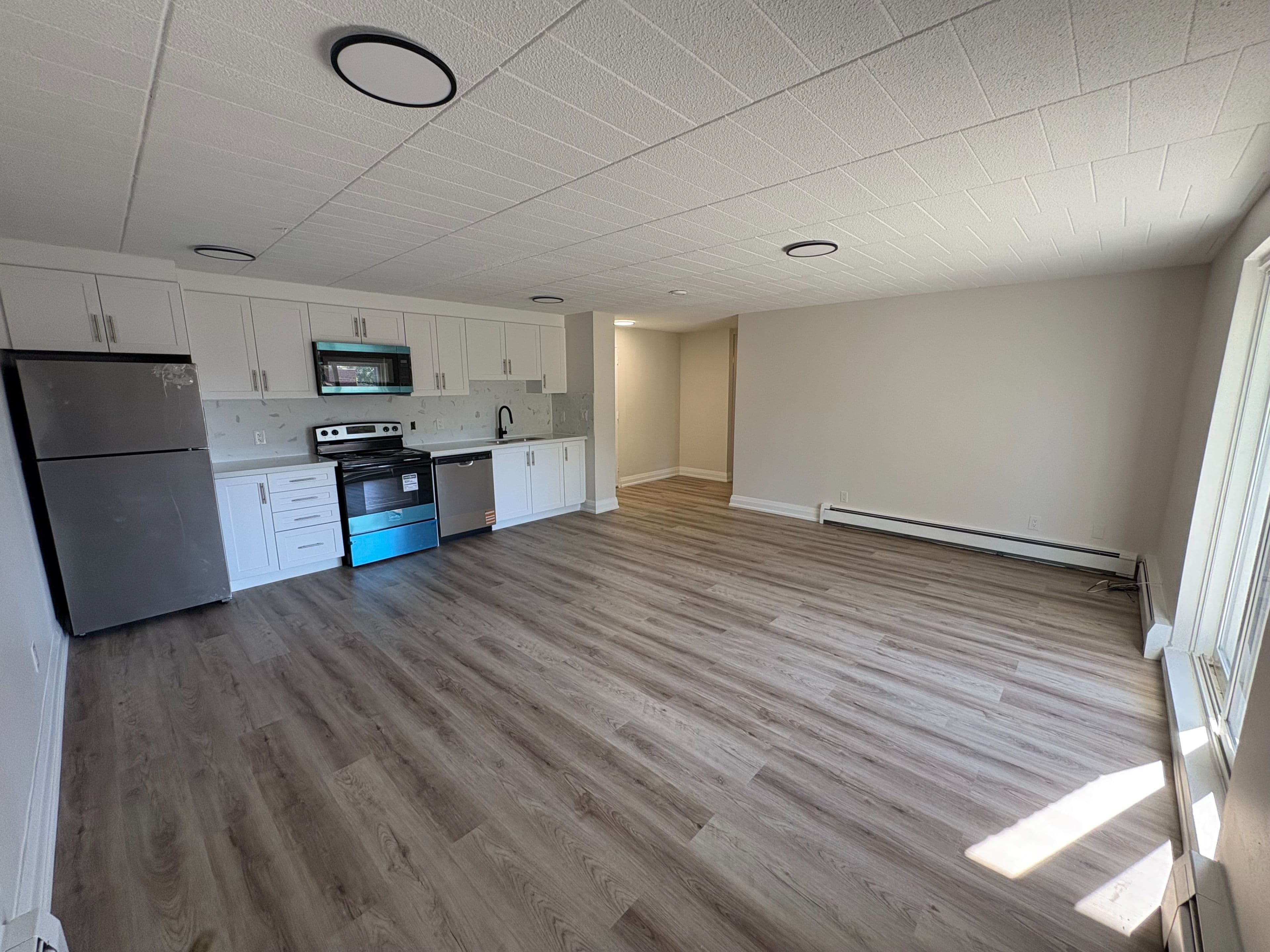 4422 Huron Street 406, Niagara Falls, ON L2E 7C8