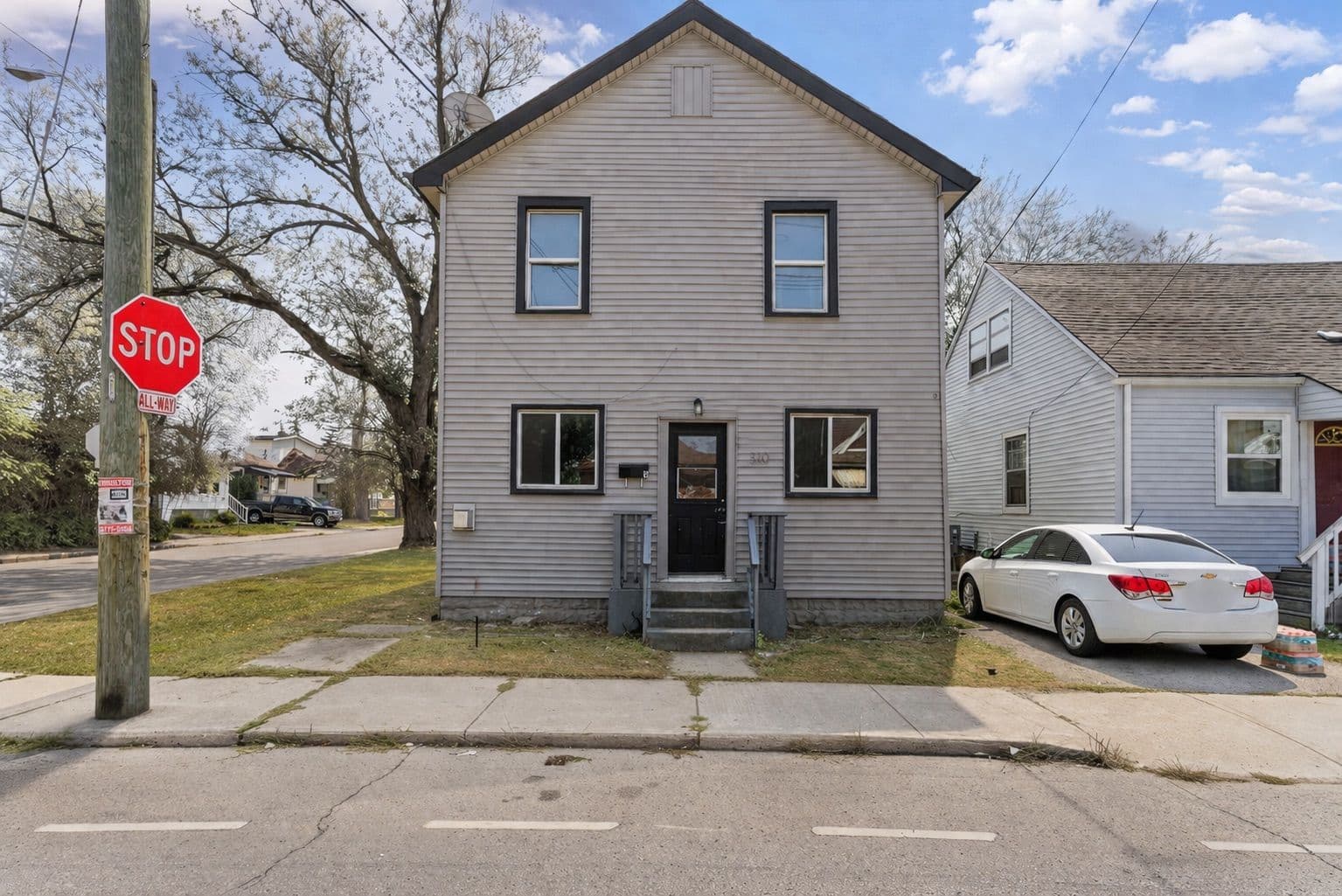 510 Britannia Avenue, Hamilton, ON L8H 1Z6