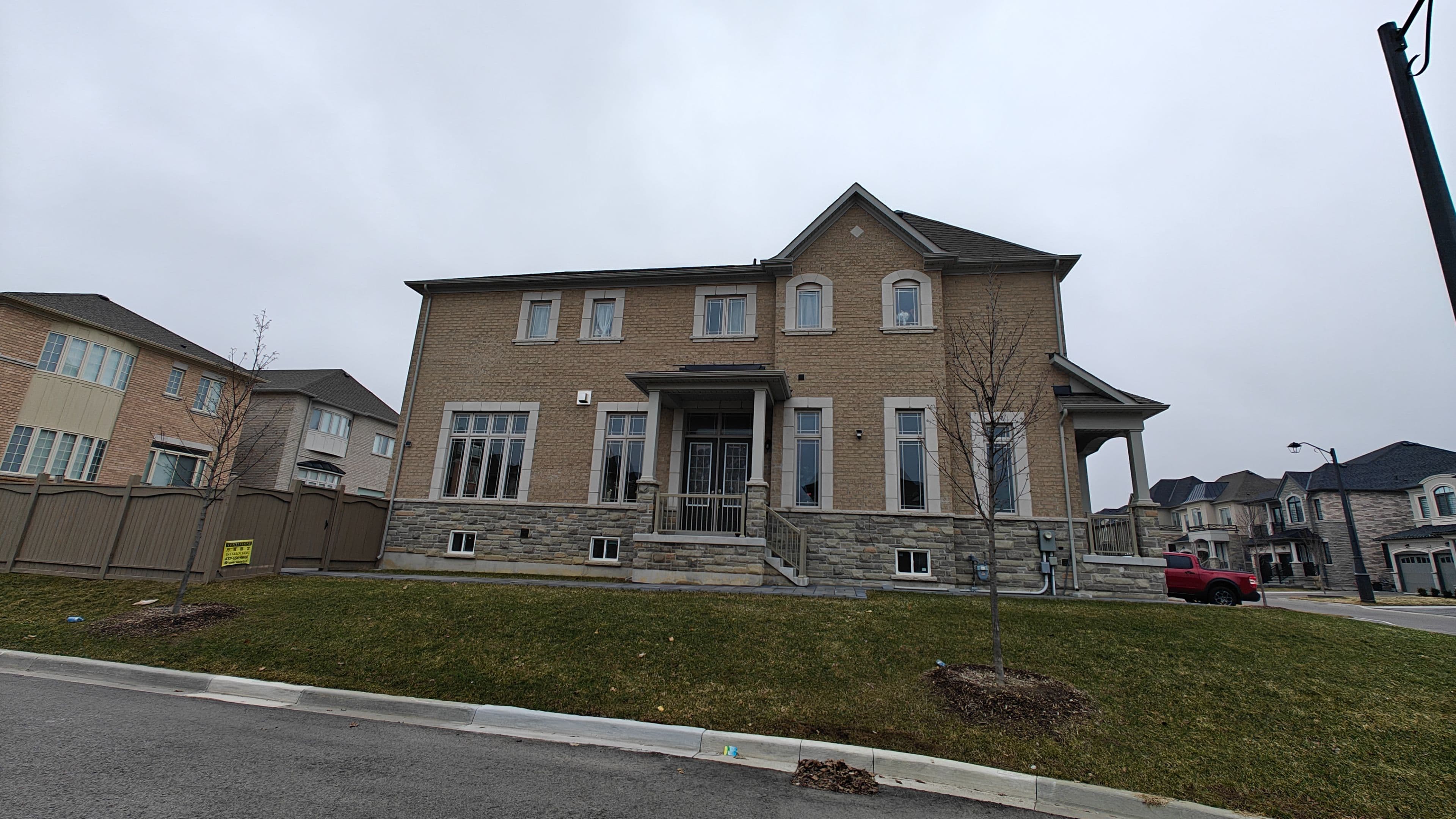 BSMT 82 Madoc Place, Vaughan, ON L4H 3W3