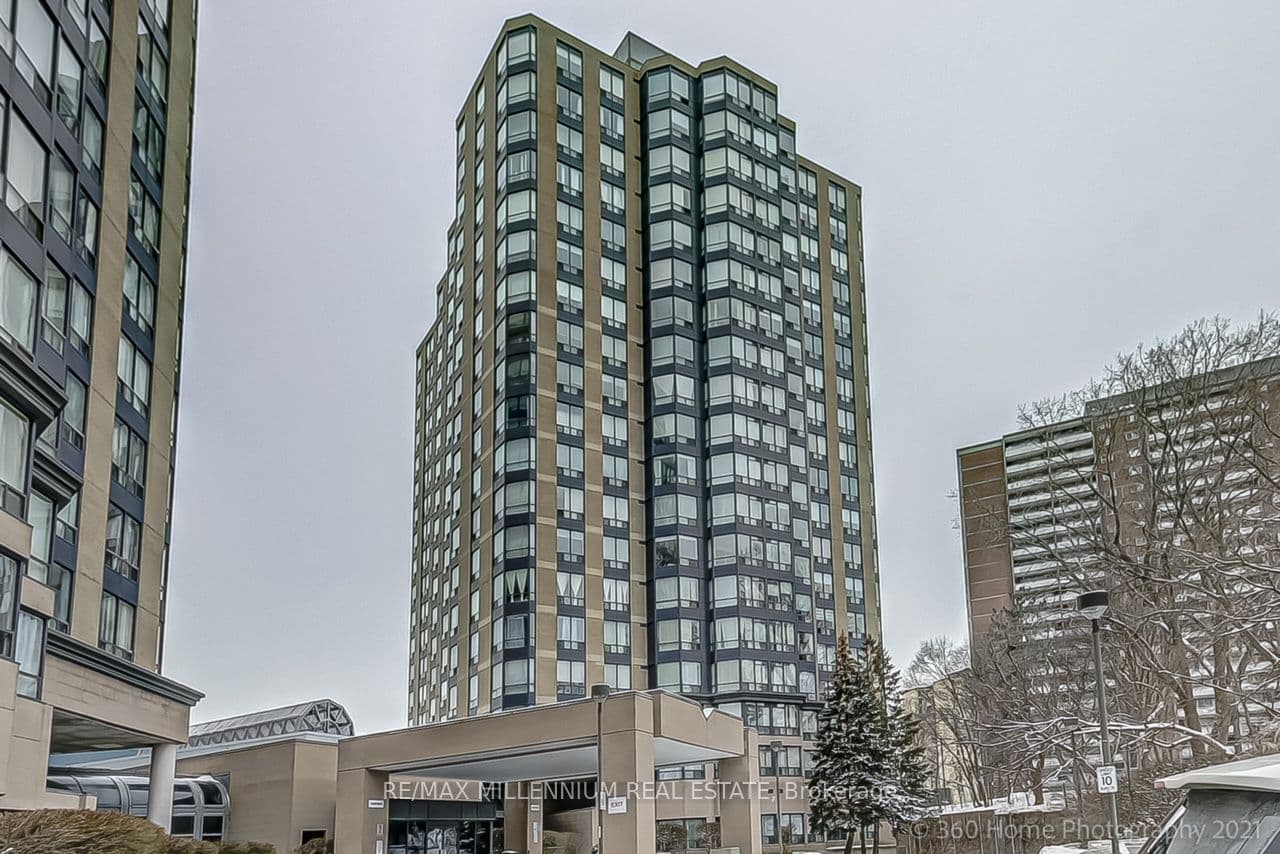 3 Hickory Tree Road 2005, Toronto W04, ON M9N 3W5