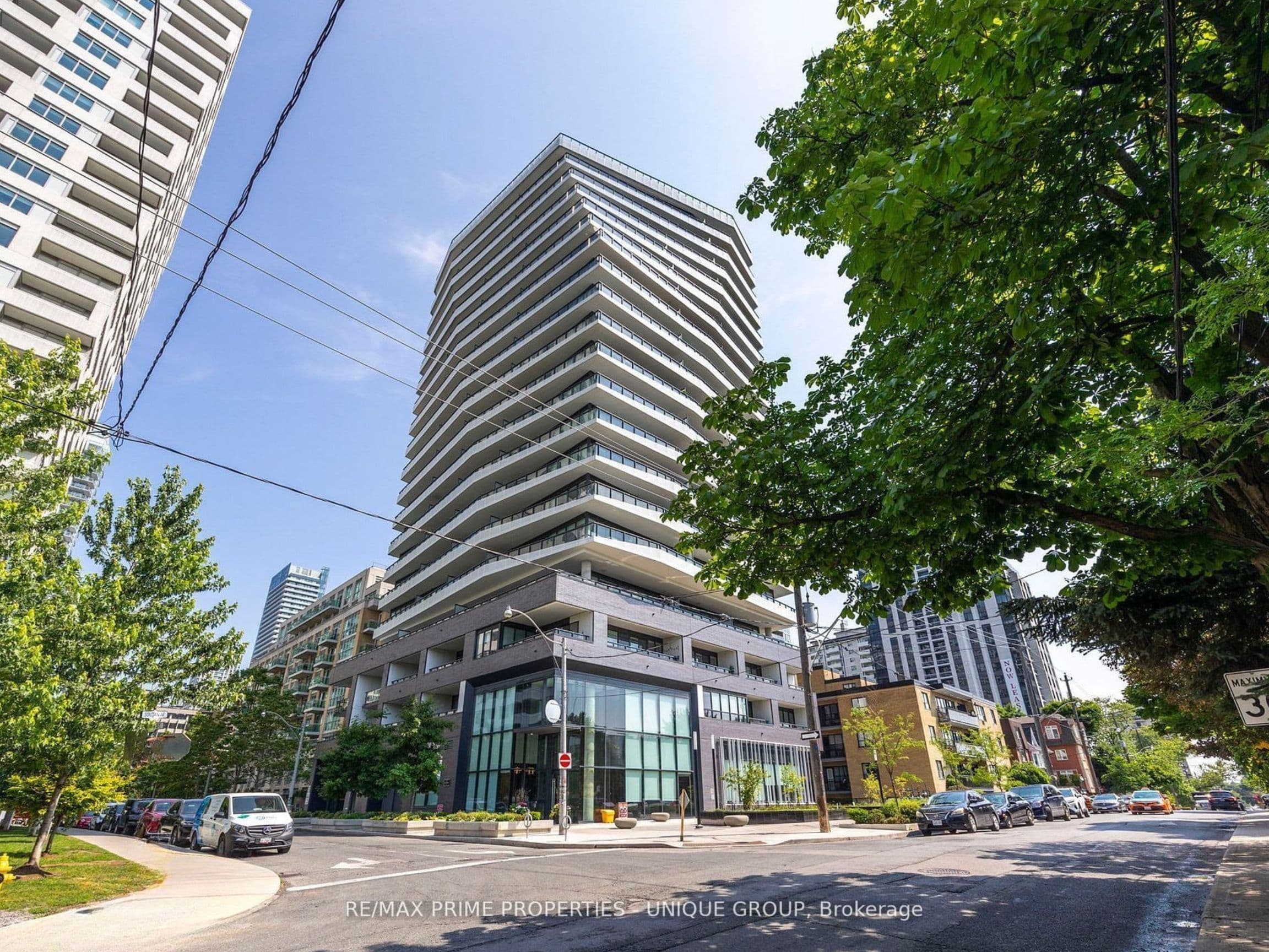 11 Lillian Street 1401, Toronto C10, ON M4S 2H7