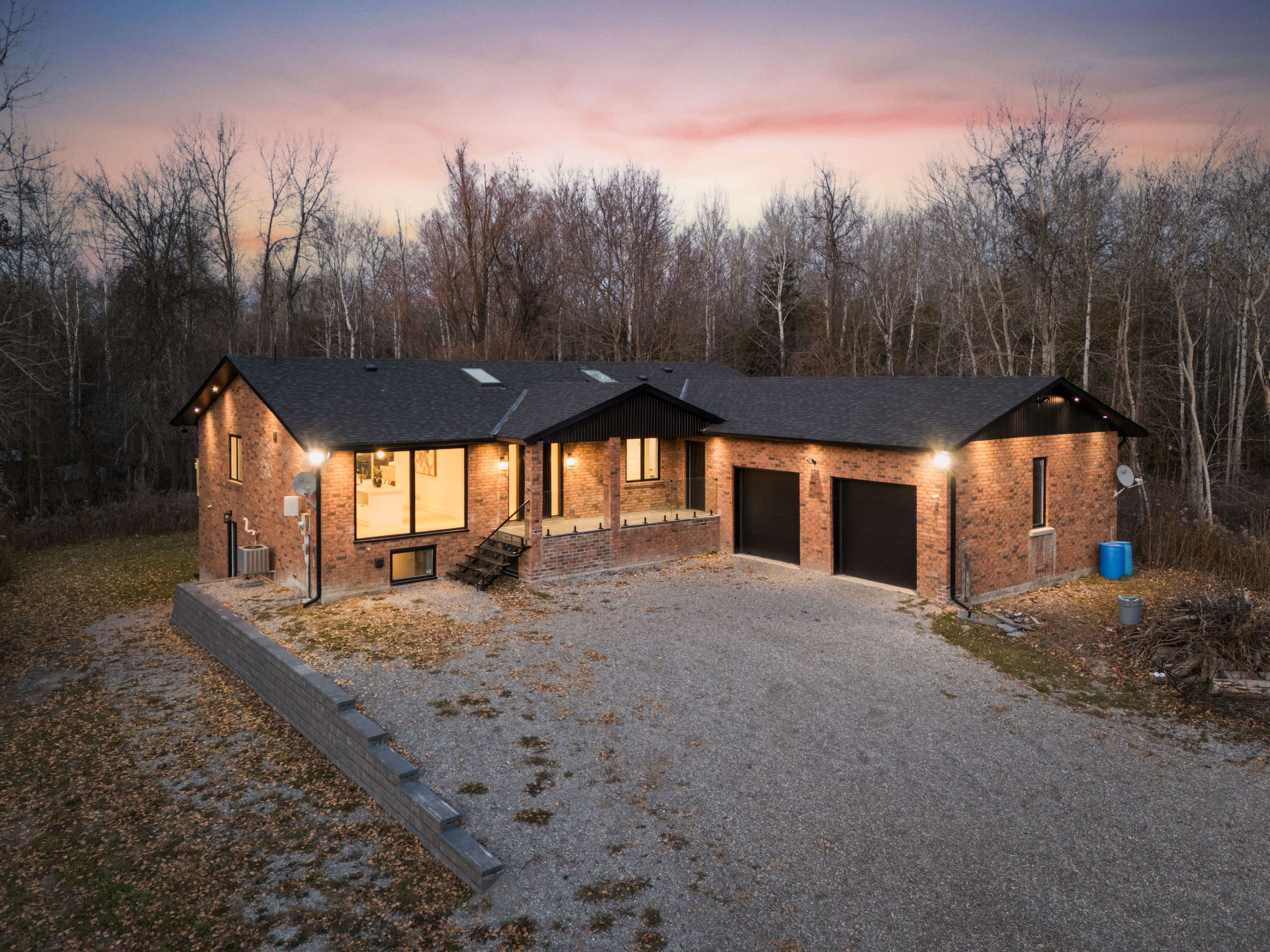 26375 Woodbine Avenue, Georgina, ON L4P 3E9