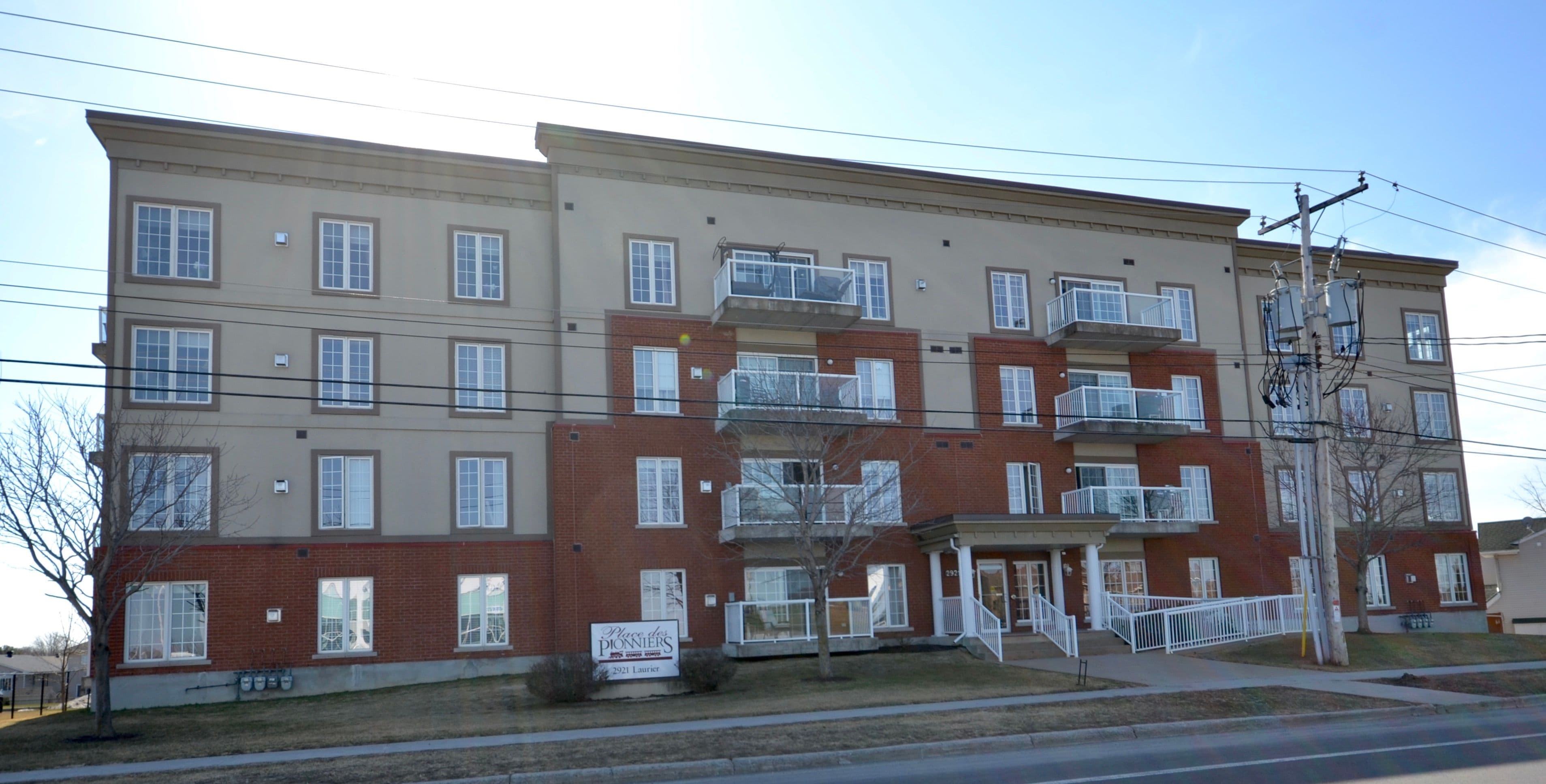 2921 Laurier Street 407, Clarence-Rockland, ON K4K 1V2