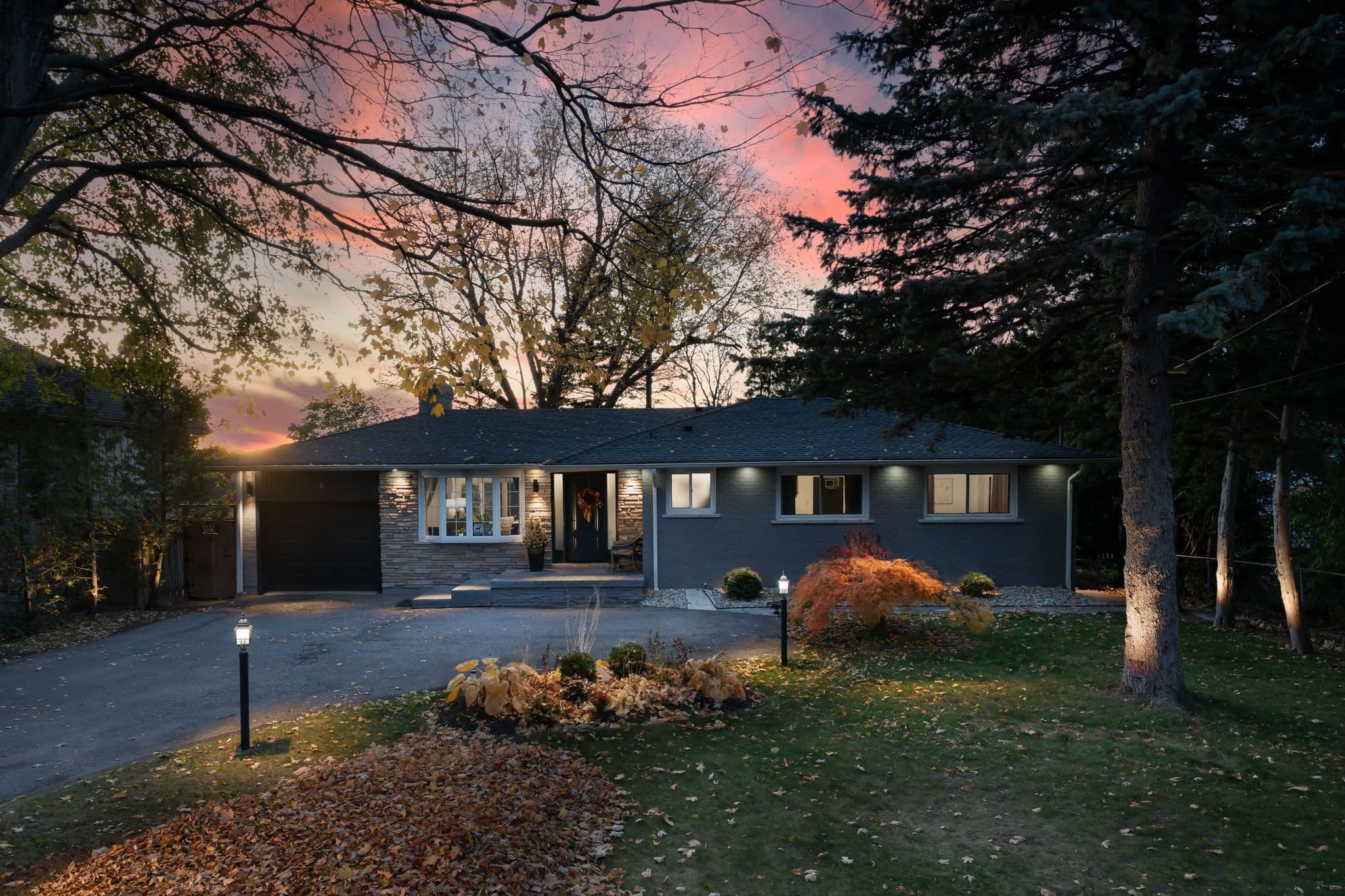 4 Chipper Court, Halton Hills, ON L7G 1L3