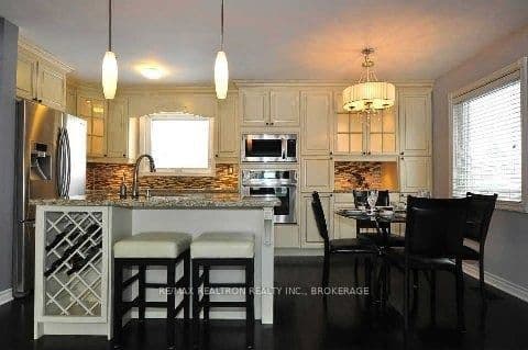 344 Moore Park Avenue, Toronto C07, ON M2R 2R6