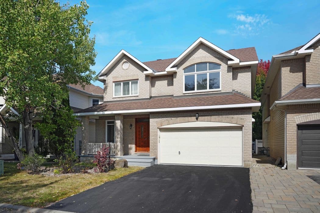 5 Escade Drive, Barrhaven, ON K2G 6R9