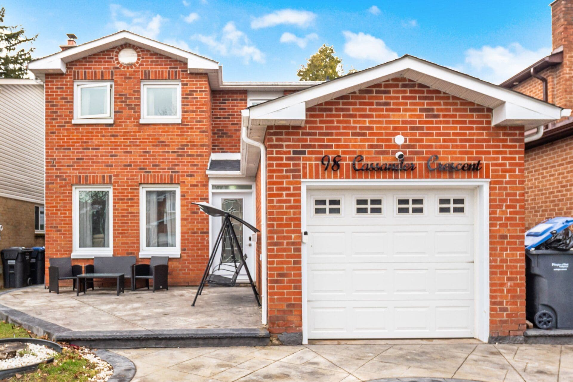 98 Cassander Crescent, Brampton, ON L6Z 1Z2