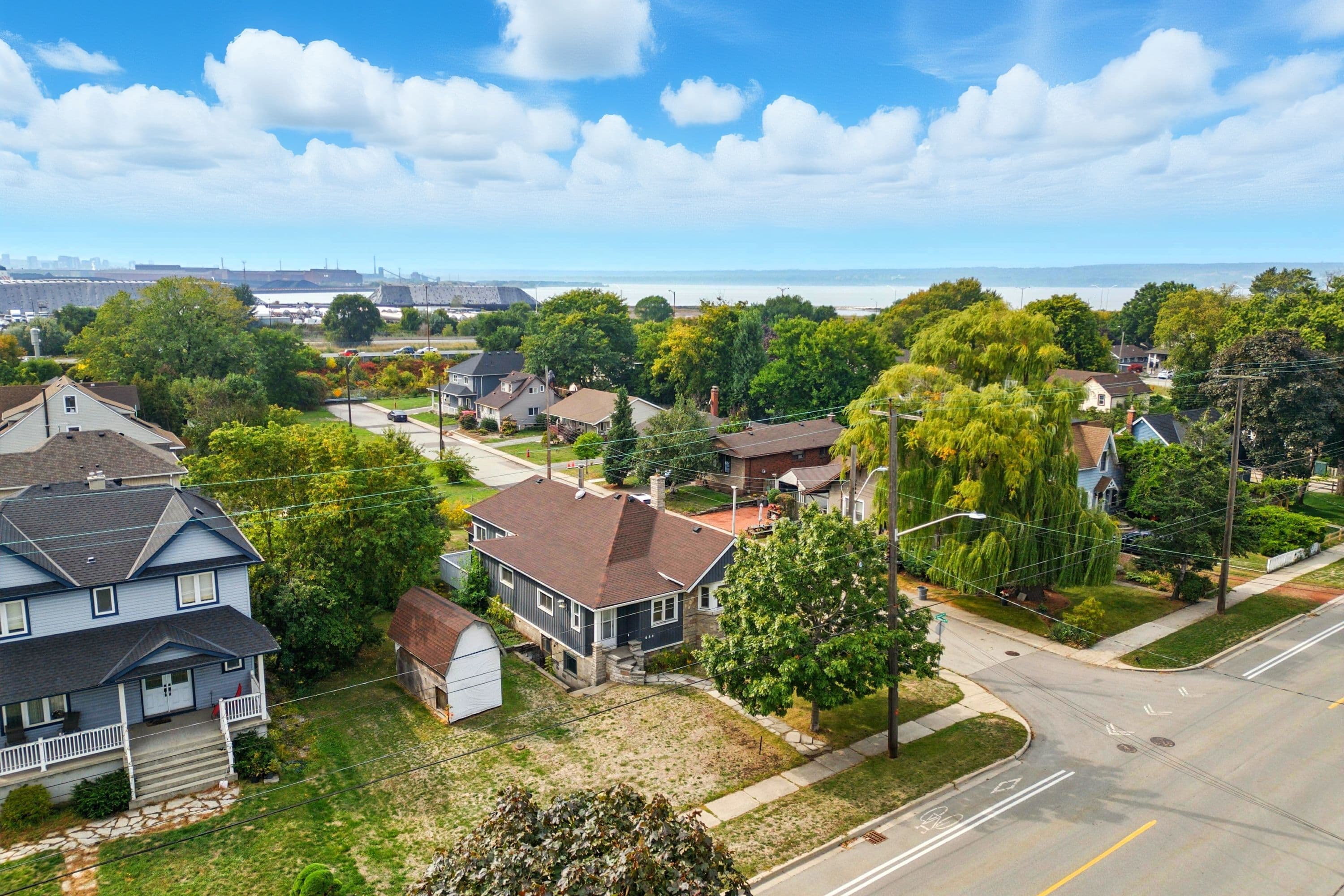 684 Beach Boulevard, Hamilton, ON L8H 6Y4