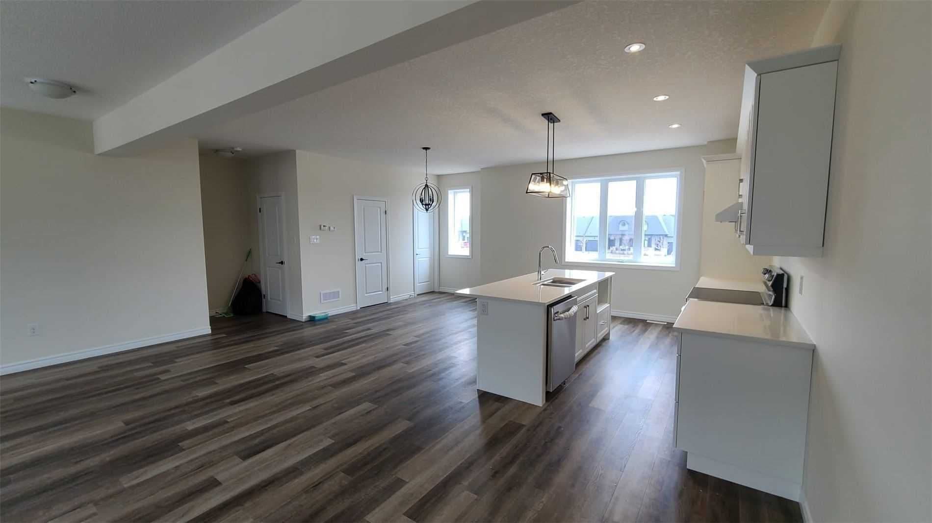 435 Callaway Road 54, London North, ON N6G 2N1