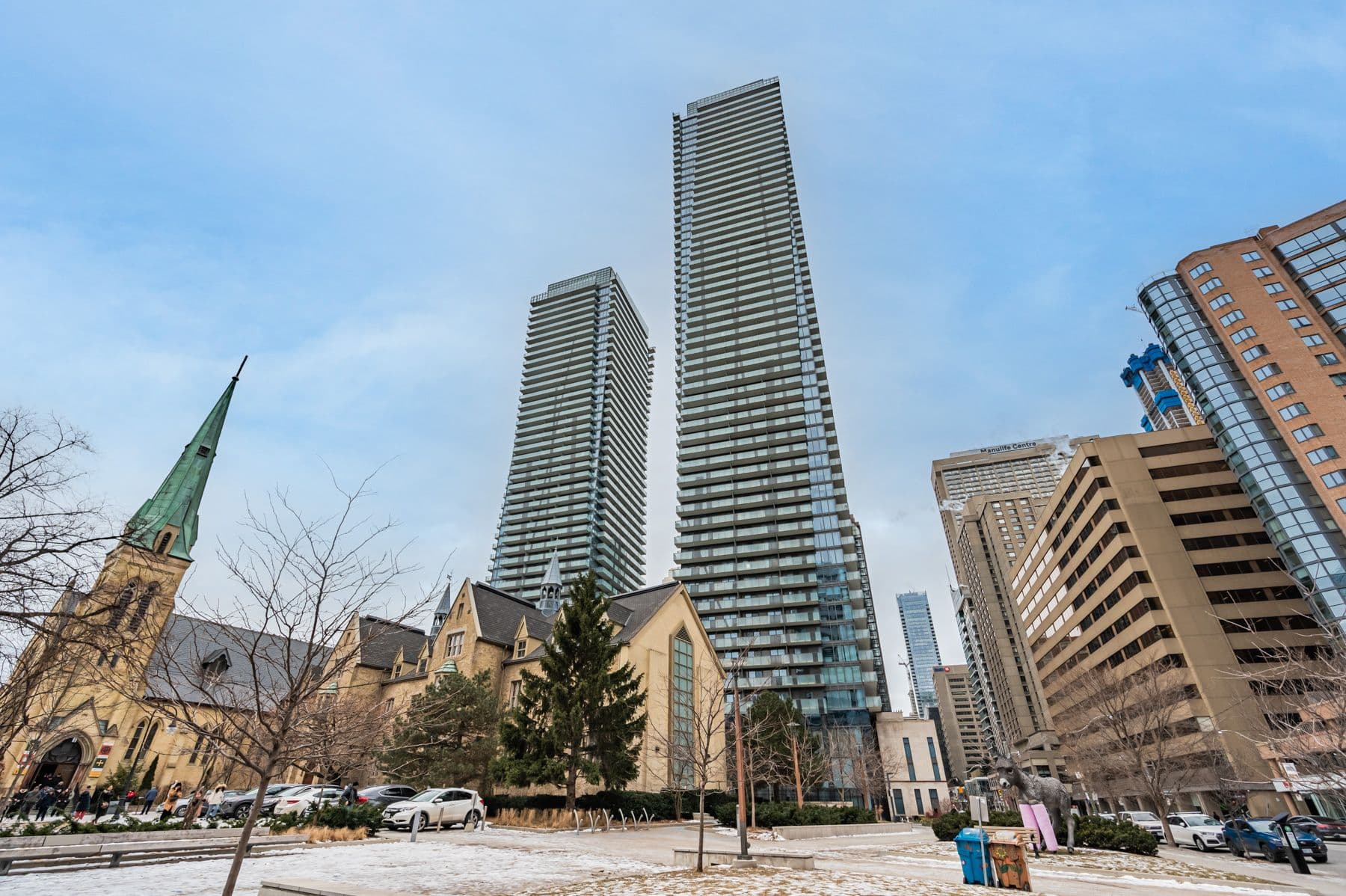 65 St. Mary Street 608, Toronto C01, ON M5S 0A6