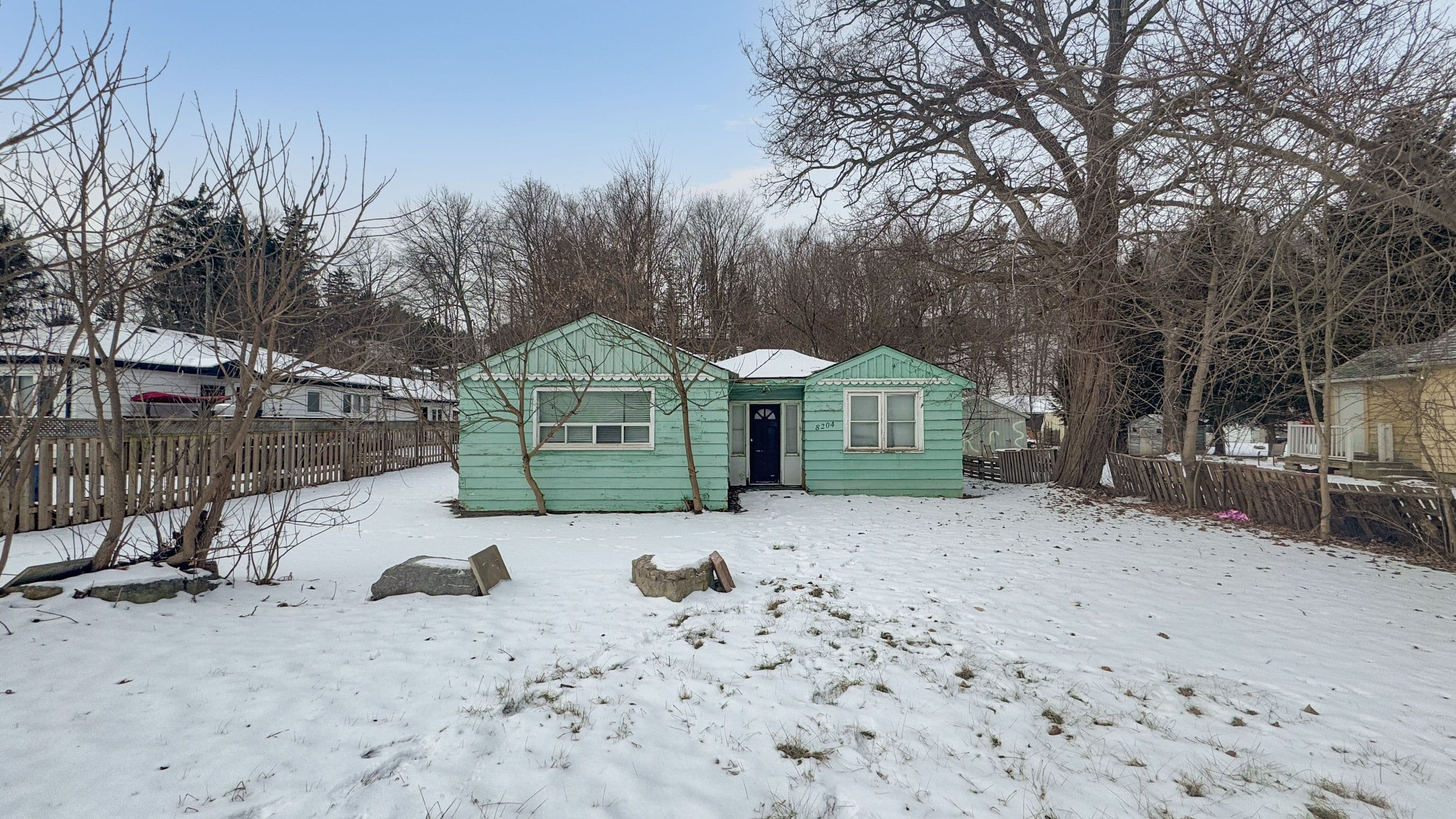 8204 Islington Avenue, Vaughan, ON L4L 1W8