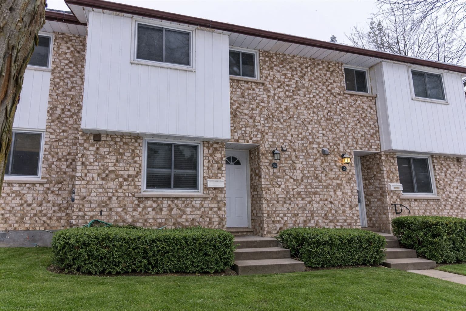 5815 Swayze Drive, Niagara Falls, ON L2J 3W3