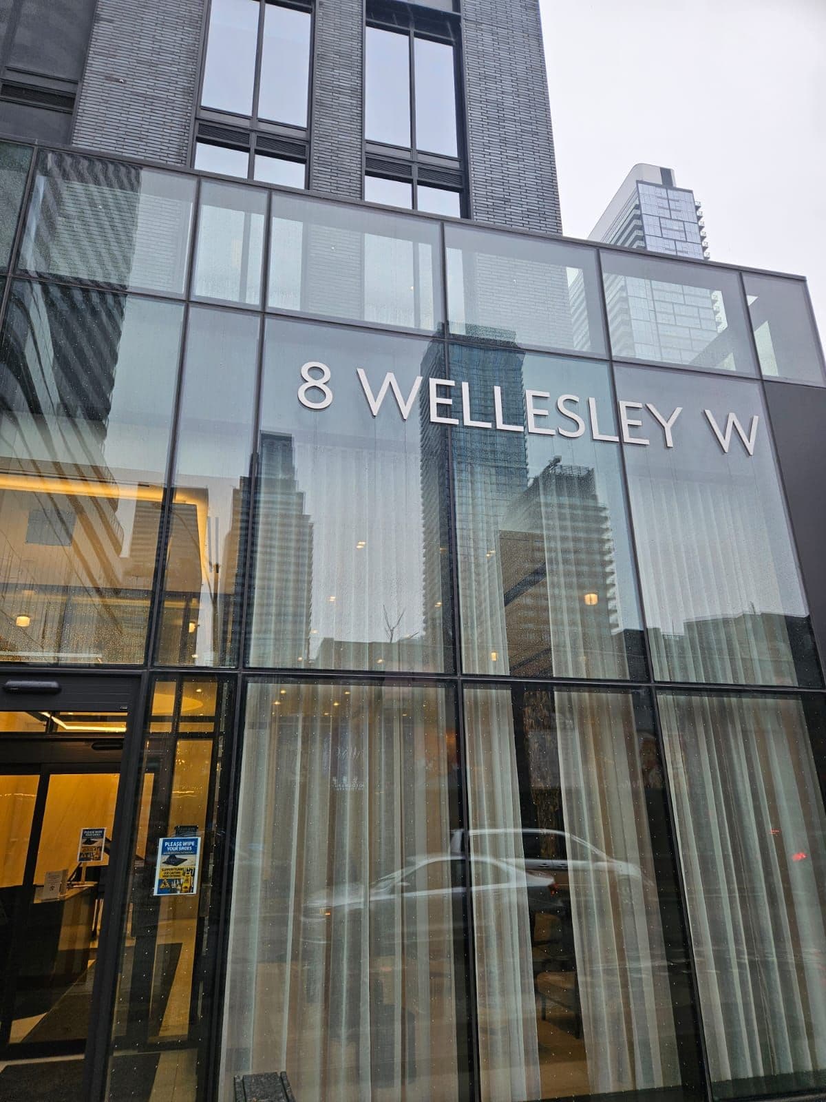 8 Wellesley Street 2706, Toronto C08, ON M4J 0J5