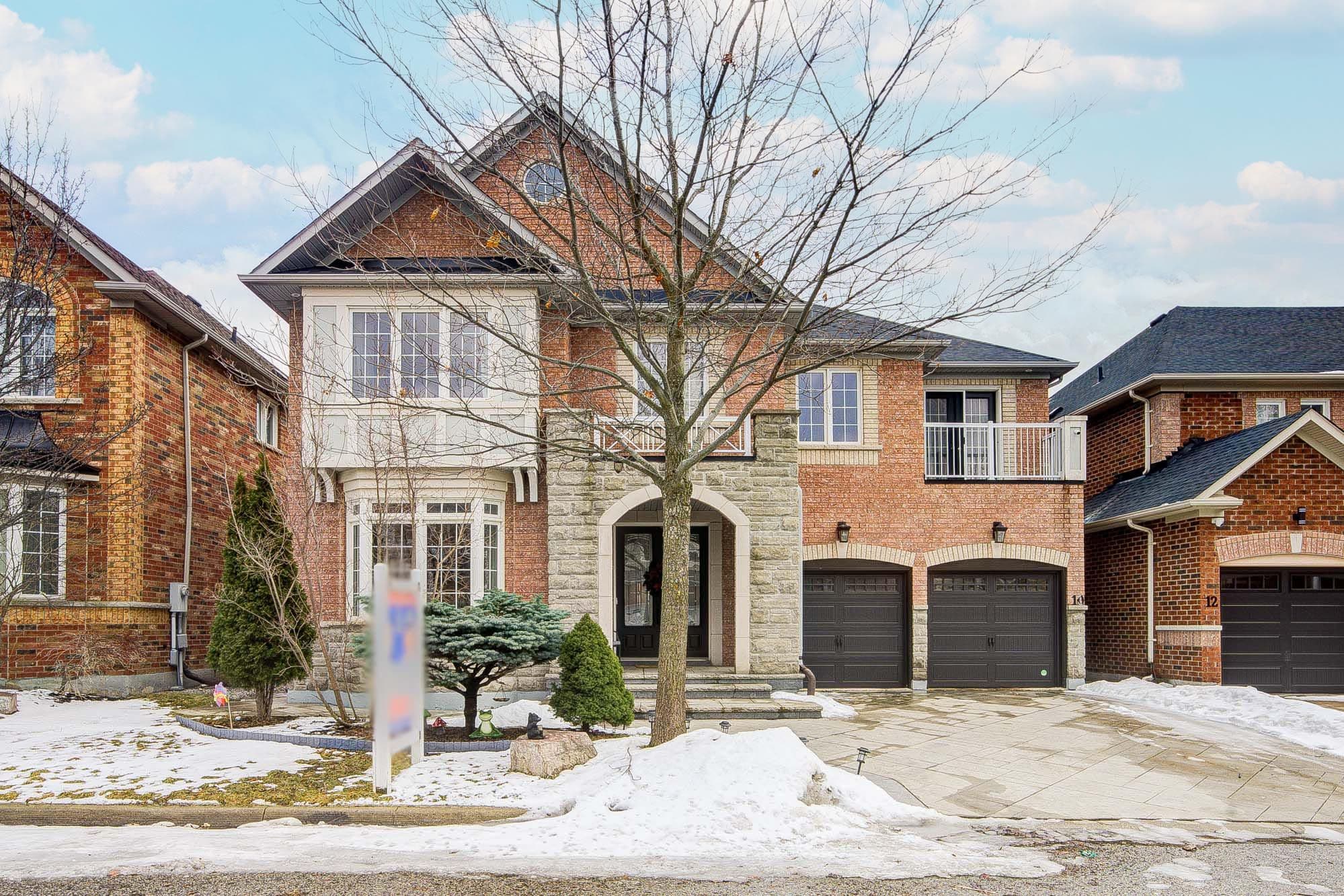 10 Golden Meadow Drive, Markham, ON L6E 1V8