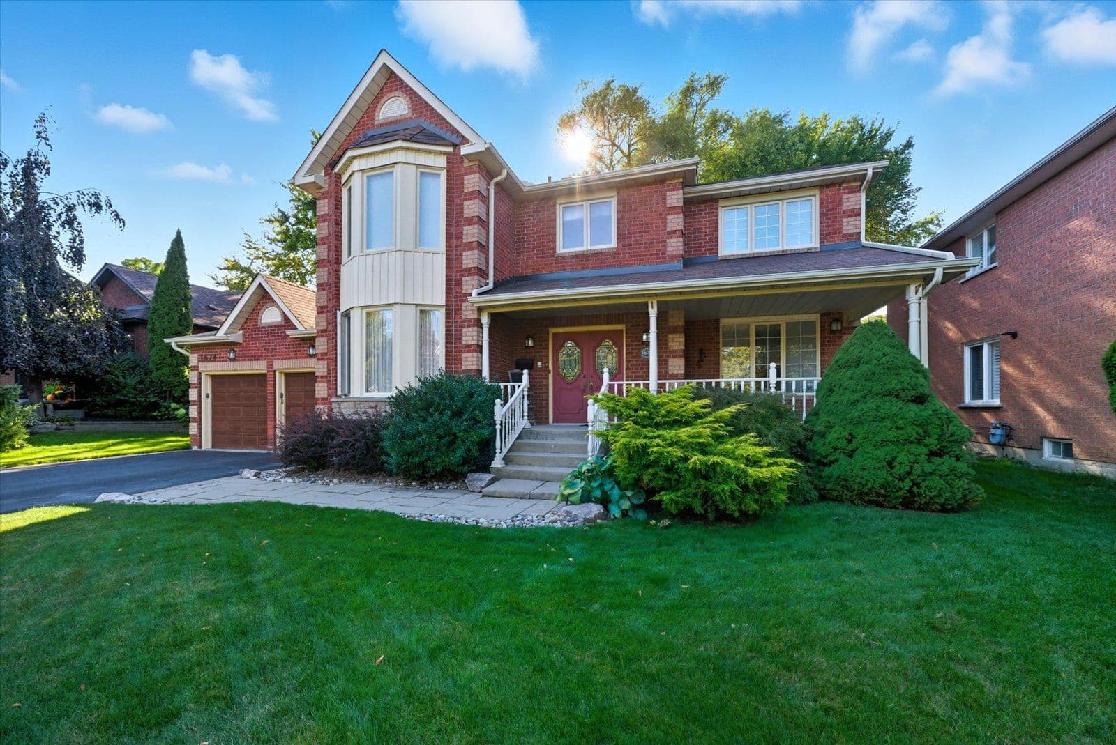 1674 Heathside Crescent, Pickering, ON L1V 5V6
