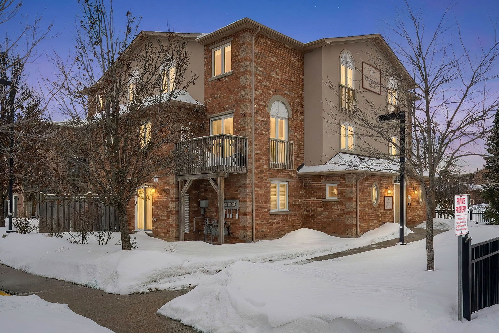 19 Cheltenham Road 4, Barrie, ON L4M 0E7