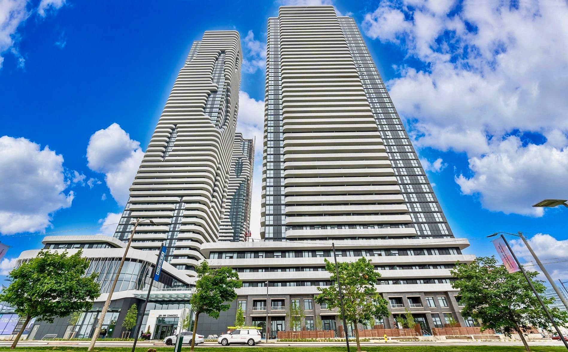 195 Commerce Street 2807, Vaughan, ON L4K 0P9