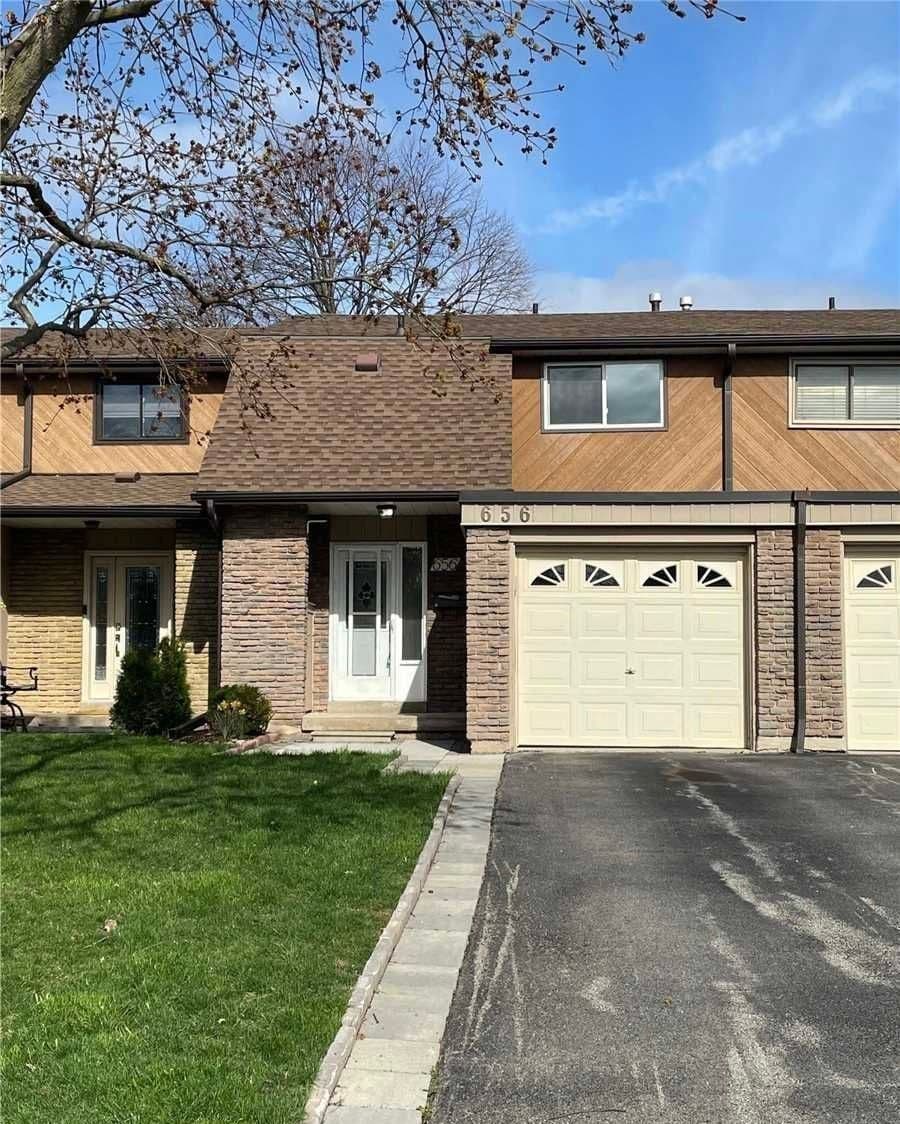 656 Forestwood Crescent 18, Burlington, ON L7L 4K5