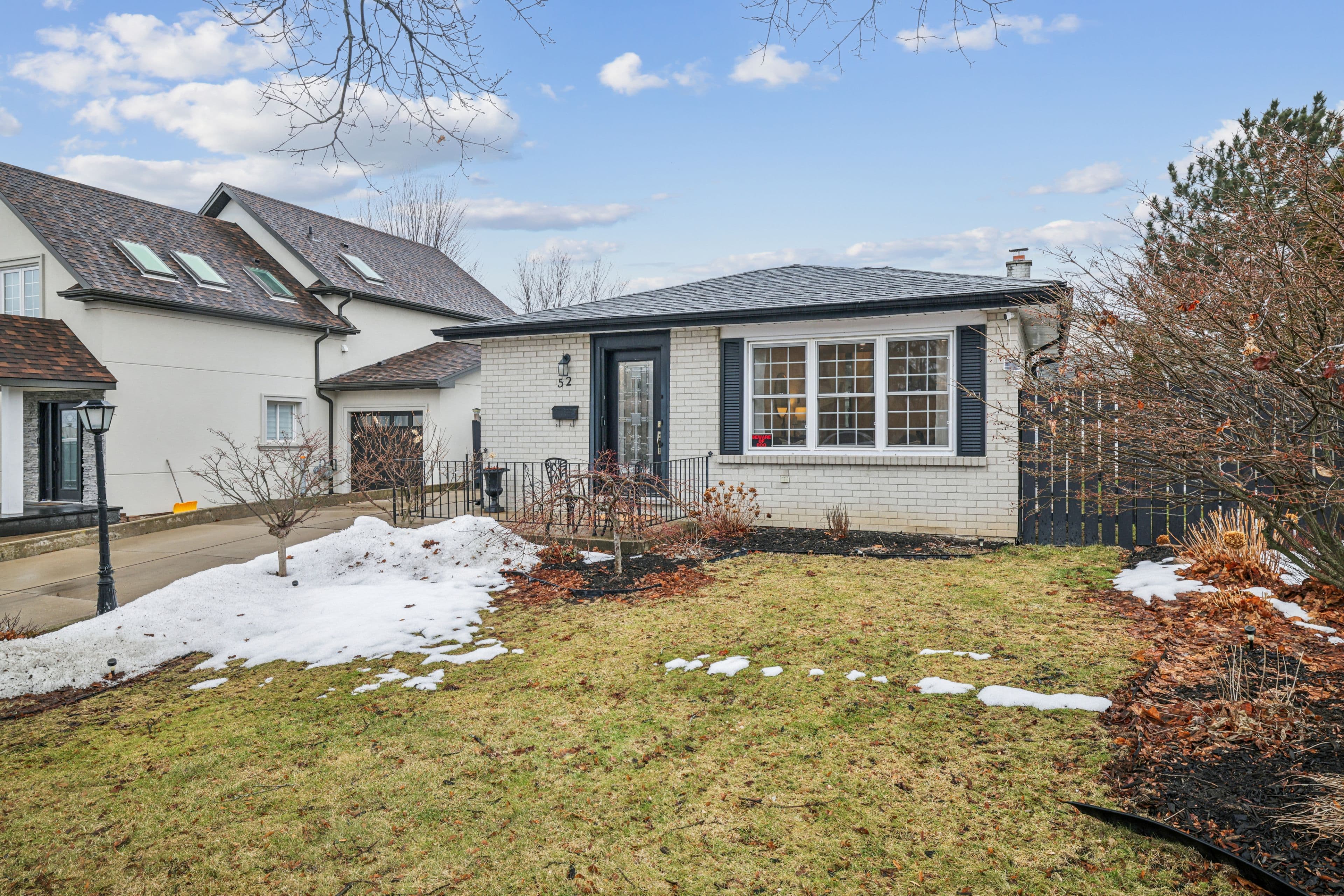 52 Belleau Street, Hamilton, ON L8J 1N4