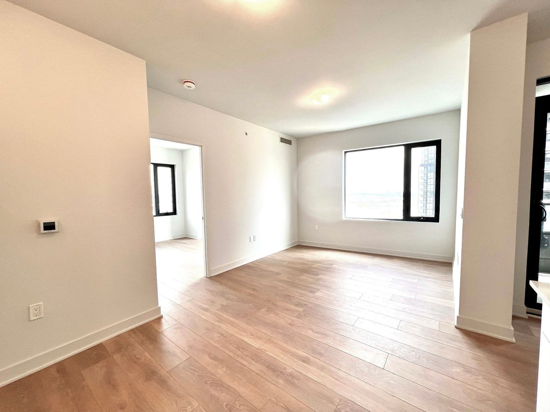 2920 Highway 7 Road 1105, Vaughan, ON L4K 0P4