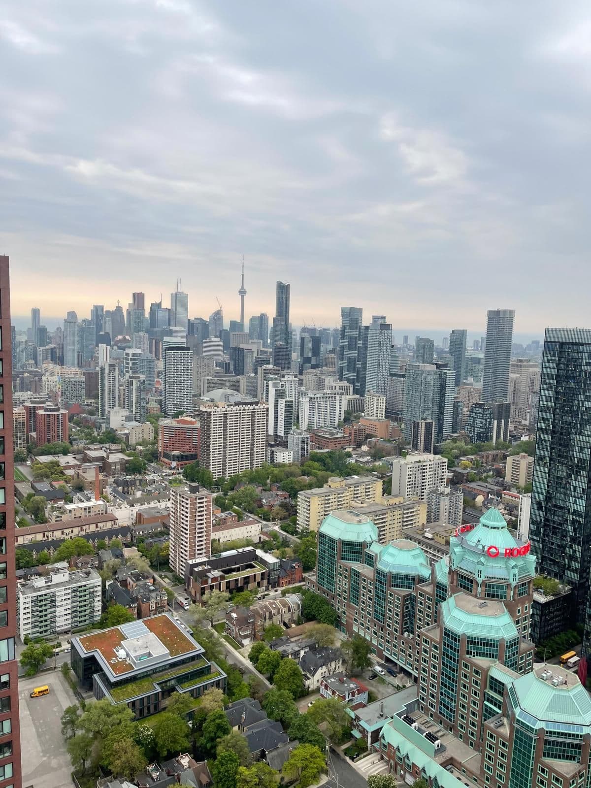 395 Bloor Street E 5202, Toronto C08, ON M4W 1H7