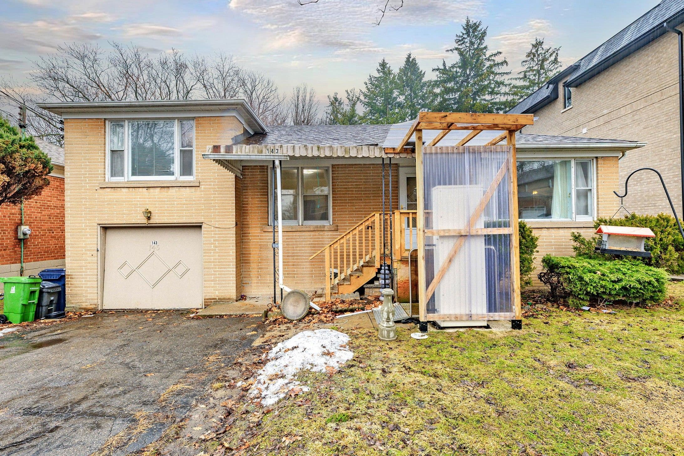 143 Horsham Avenue, Toronto C07, ON M2N 2A3