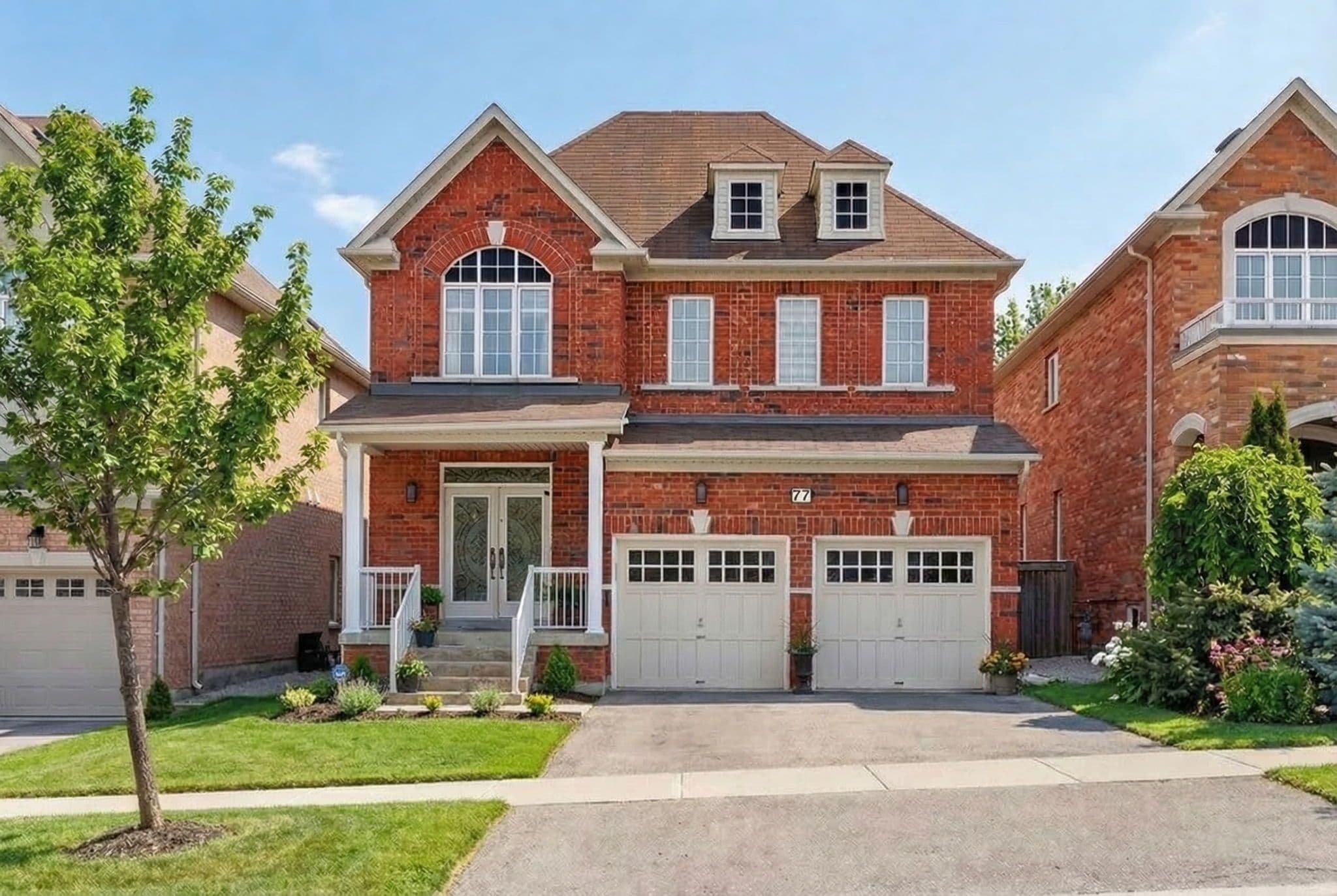 77 Maurier Boulevard, Vaughan, ON L6A 0V1