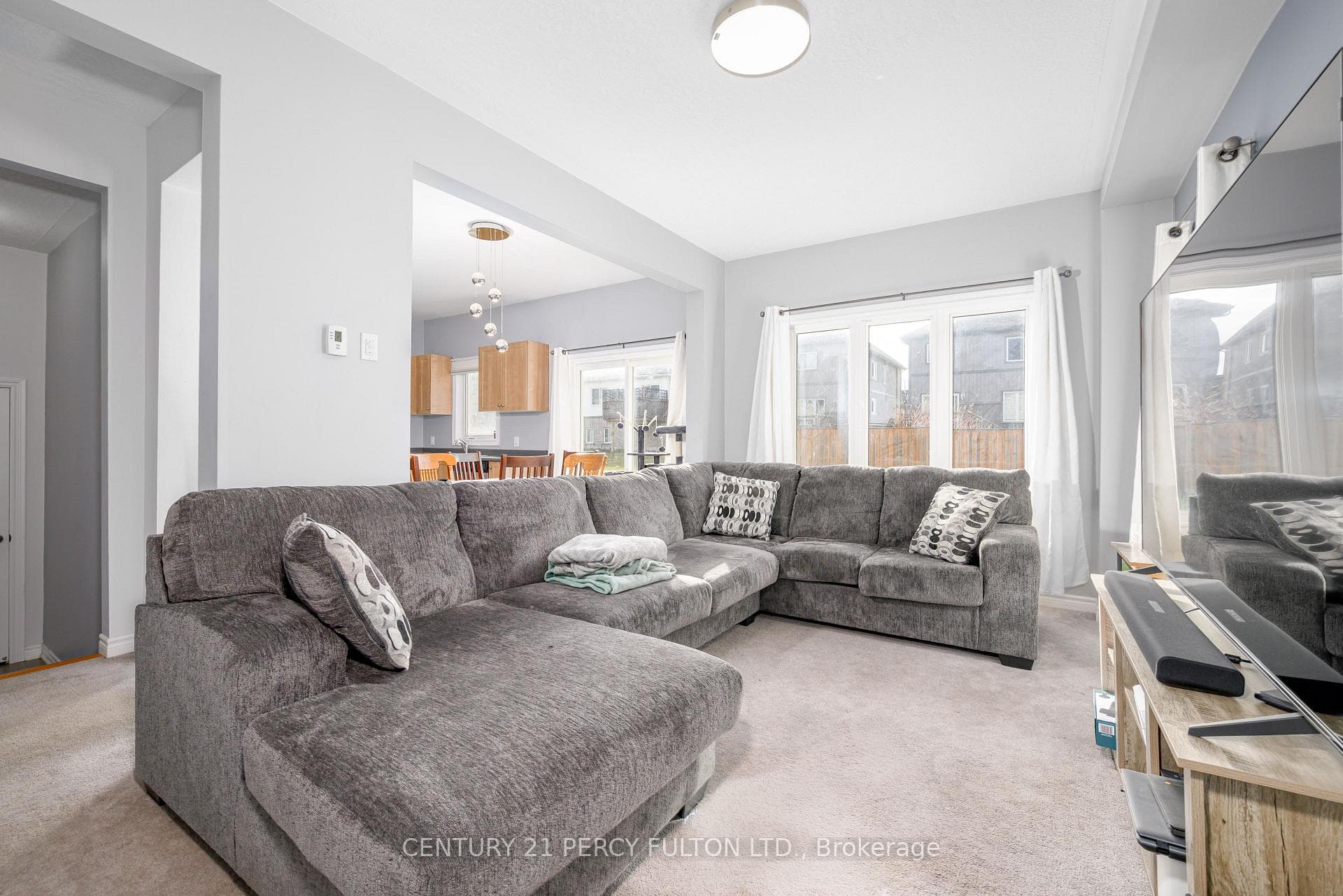 106 Diana Drive, Orillia, ON L3V 0E2