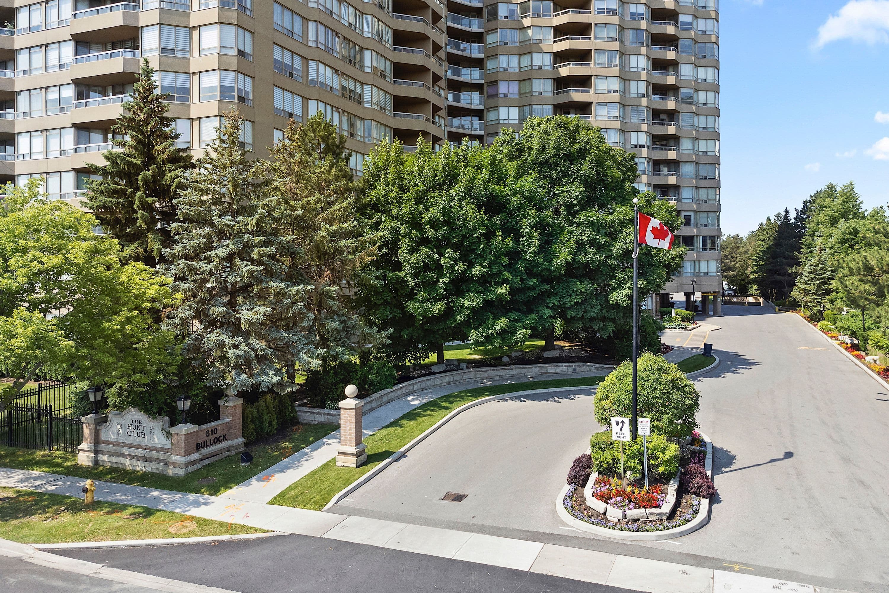 610 Bullock Drive 701, Markham, ON L3R 0G1