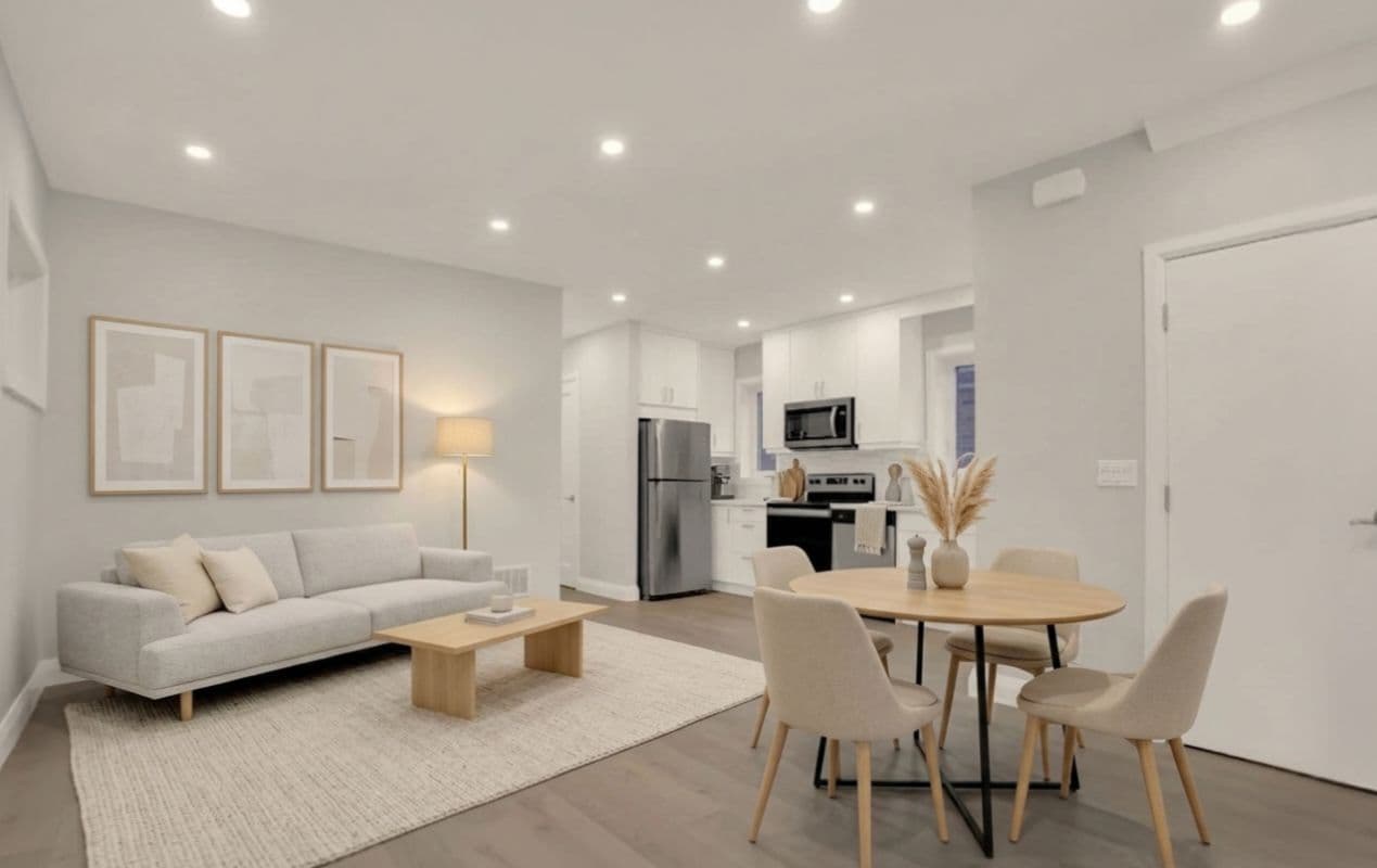 346 Lauder Avenue Main Fl, Toronto C03, ON M6E 3H8