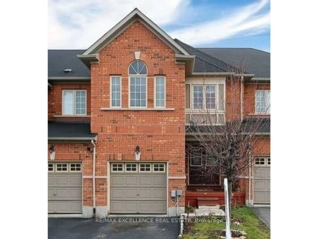 33 Lacebark Court, Brampton, ON L6R 3M7