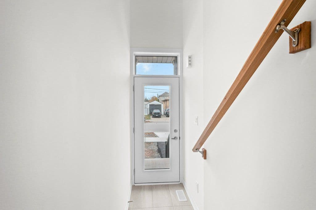 21A Bingham Road, Hamilton, ON L8H 0B5