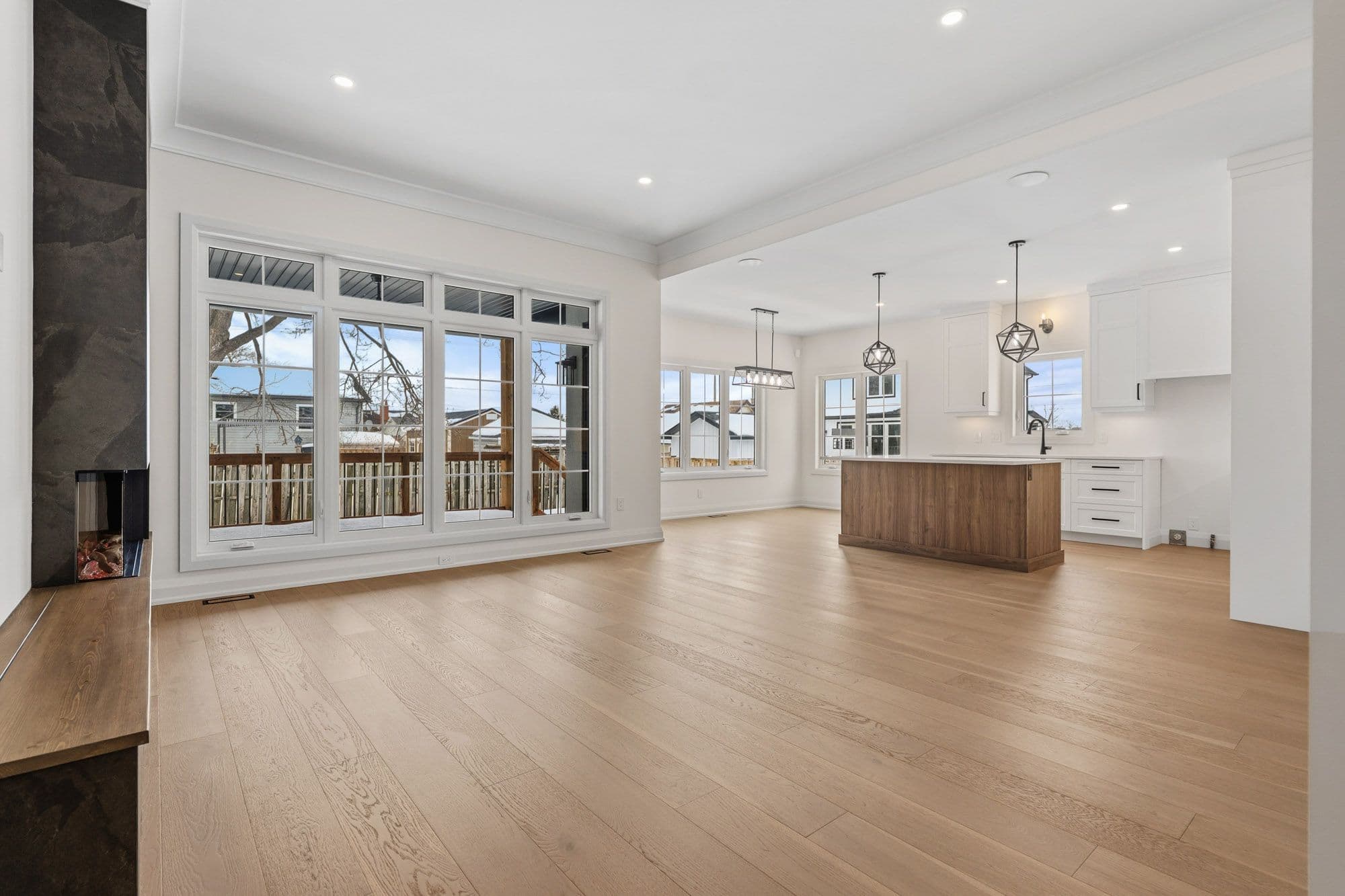 60 Pleasant Avenue N, Fort Erie, ON L0S 1N0