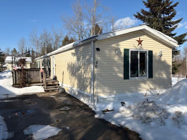 40 Maple Grove Village Road, Southgate, ON N0C 1B0