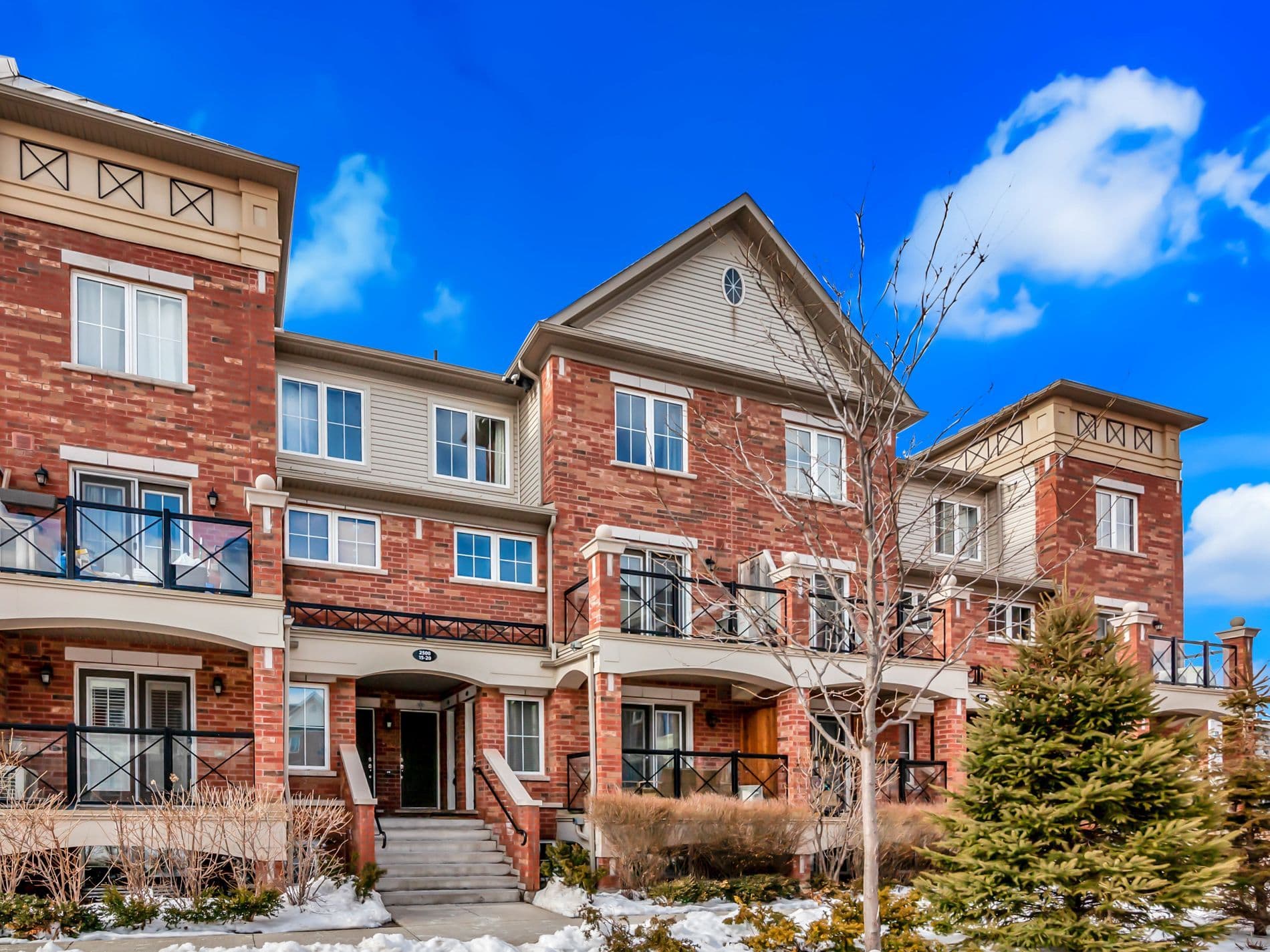 2500 Post Road 16, Oakville, ON L6H 0K1