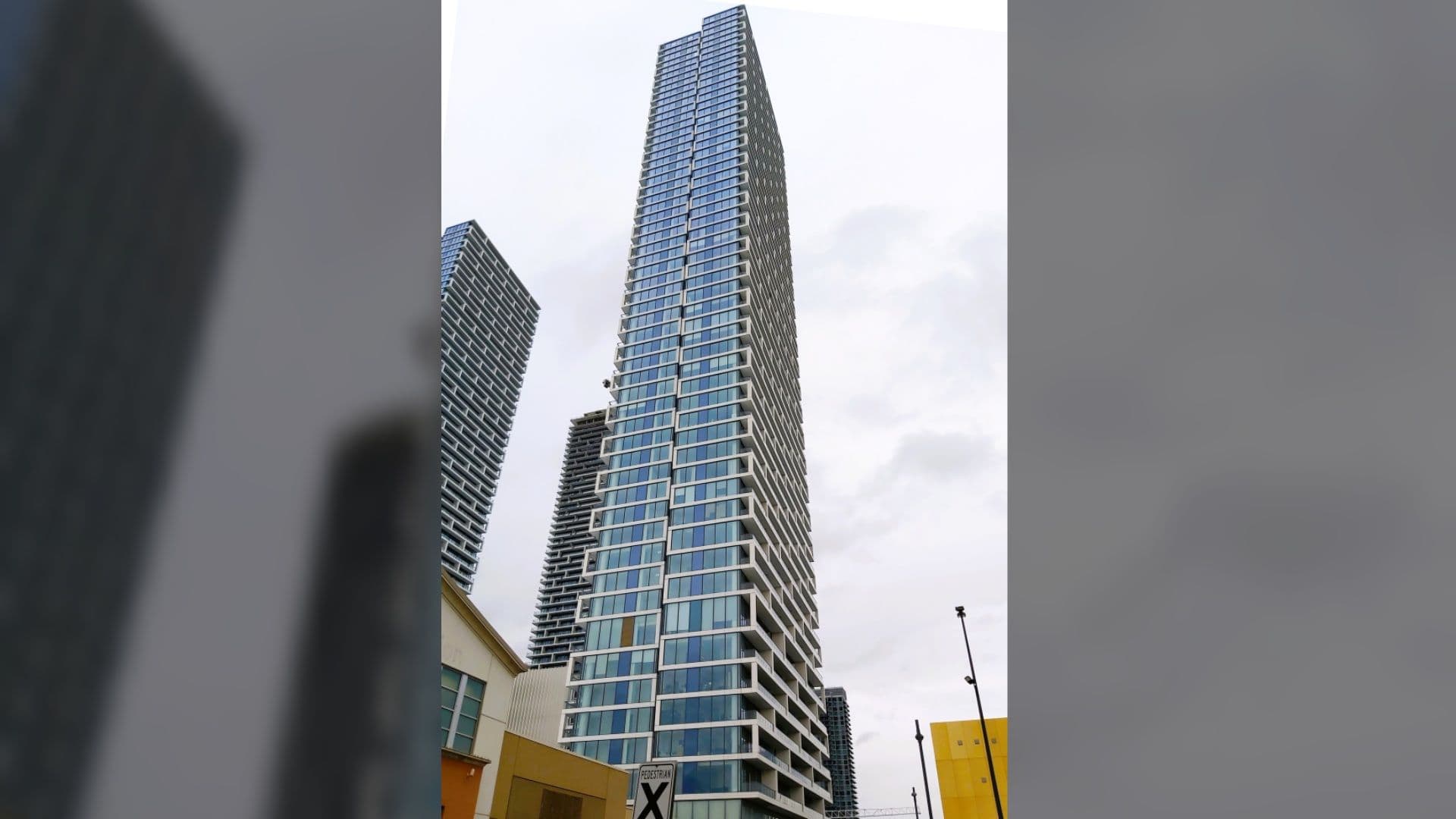 5 Buttermill Avenue 5306, Vaughan, ON L4K 0J5