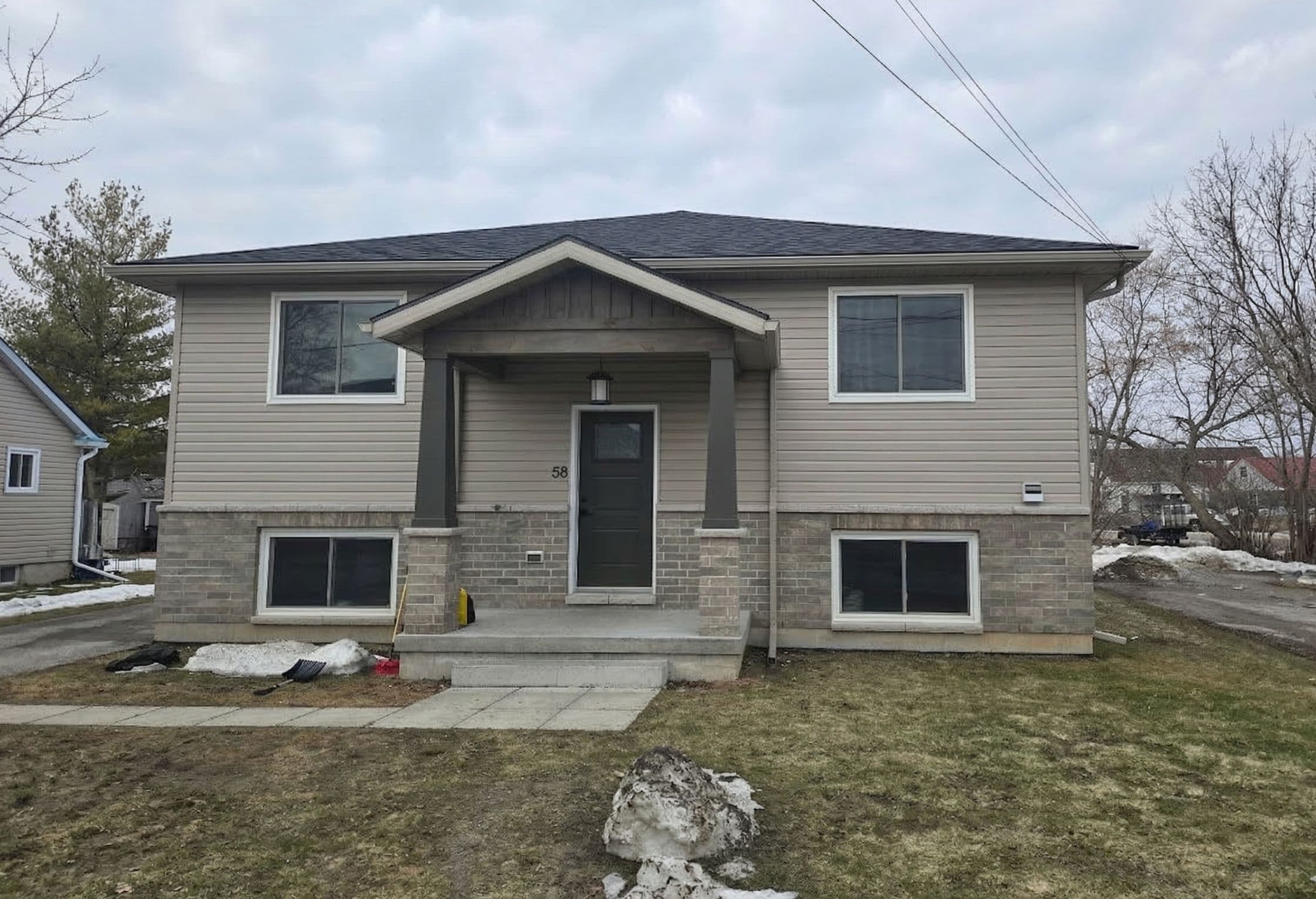 58 Cannifton Road B, Belleville, ON K8N 4T8