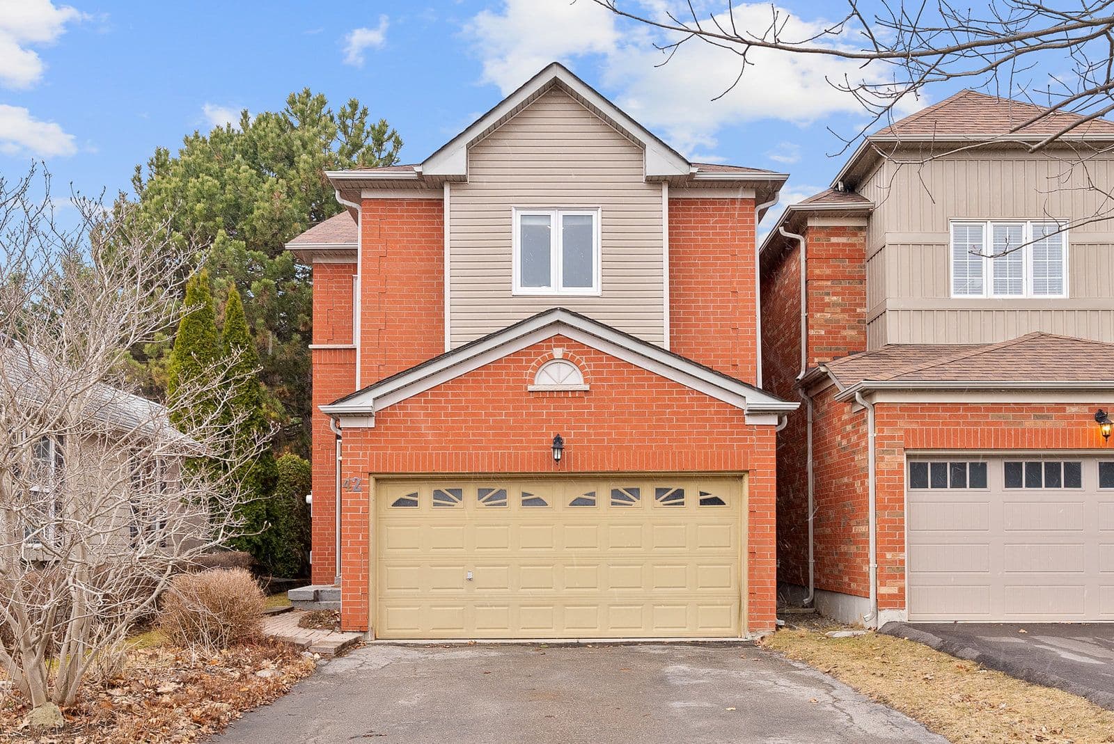 42 Ballymore Drive, Aurora, ON L4G 7E6