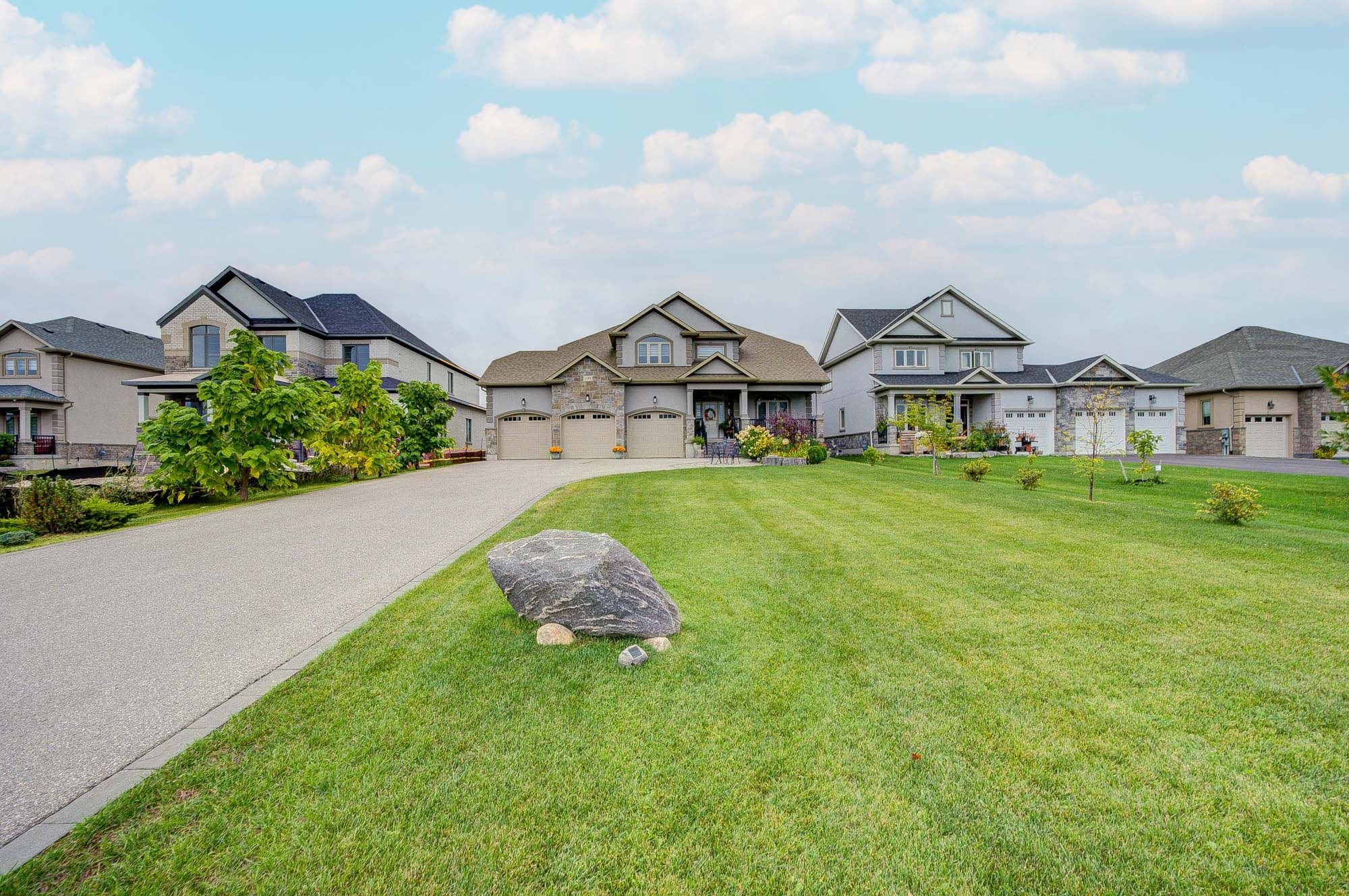 295 Sunnybrae Avenue, Innisfil, ON L9S 0K9