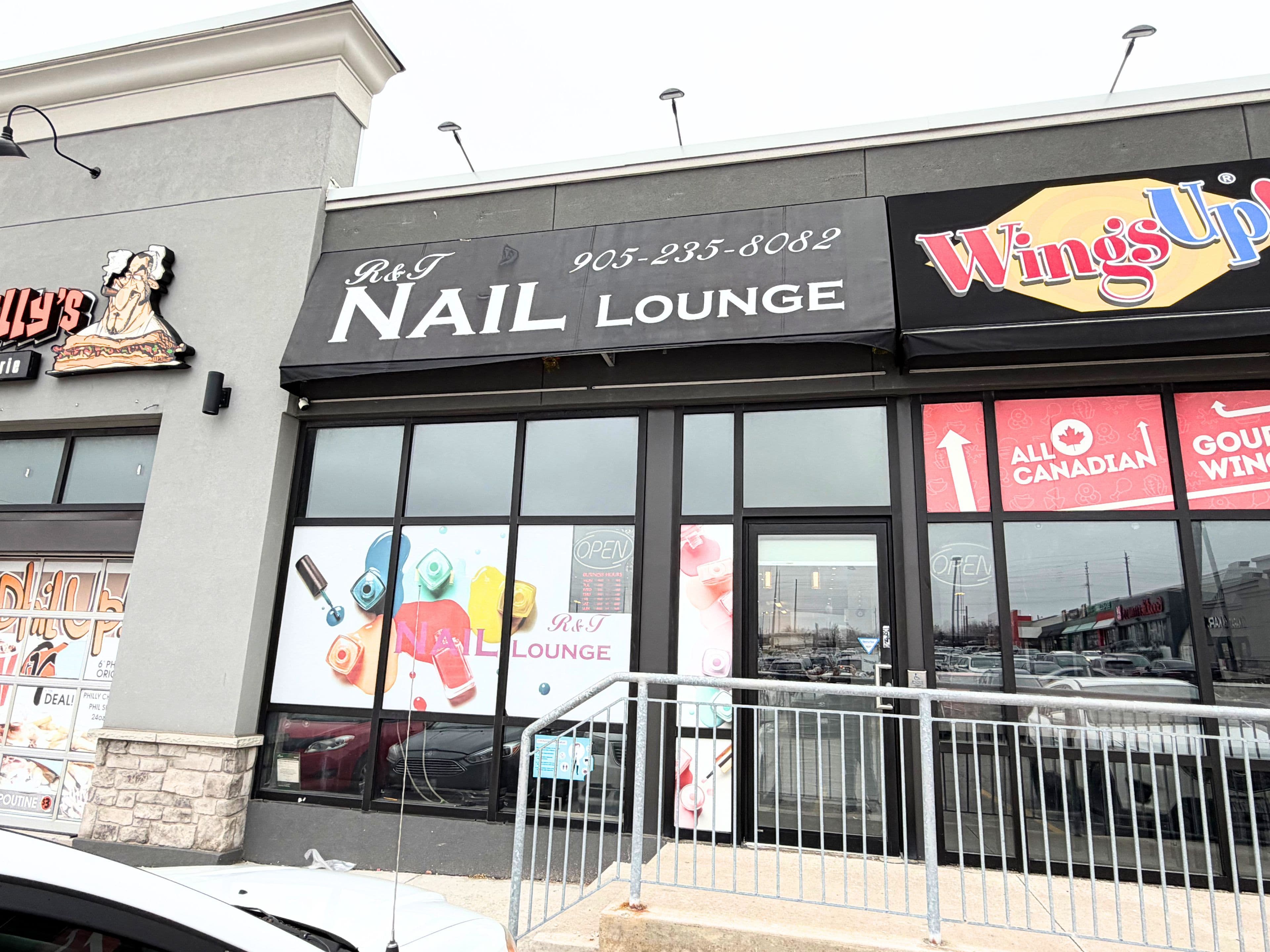 54 Davis Drive B, Newmarket, ON L3Y 2M7, Newmarket