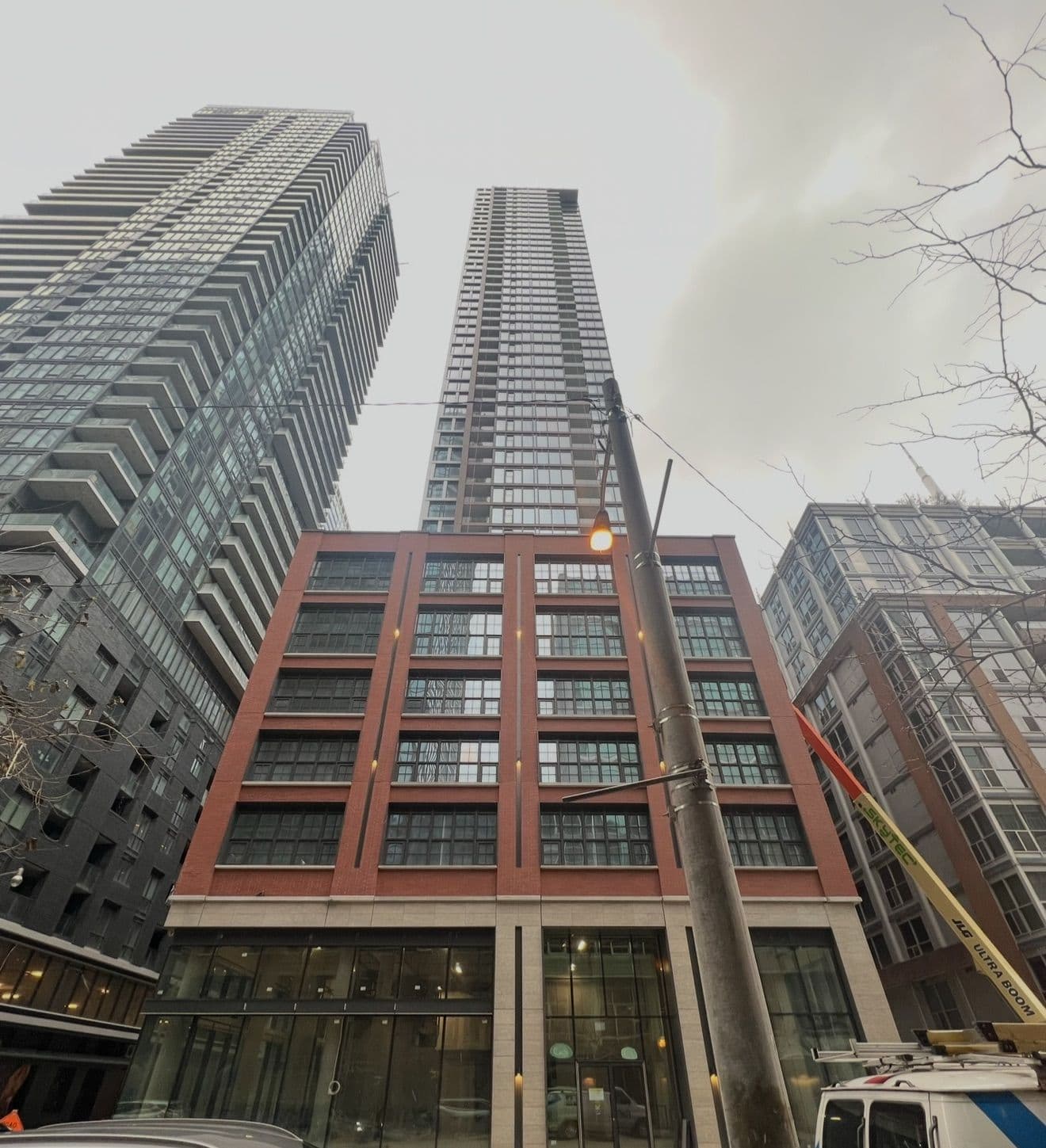 55 Mercer Street 2903, Toronto C01, ON M5V 0W4
